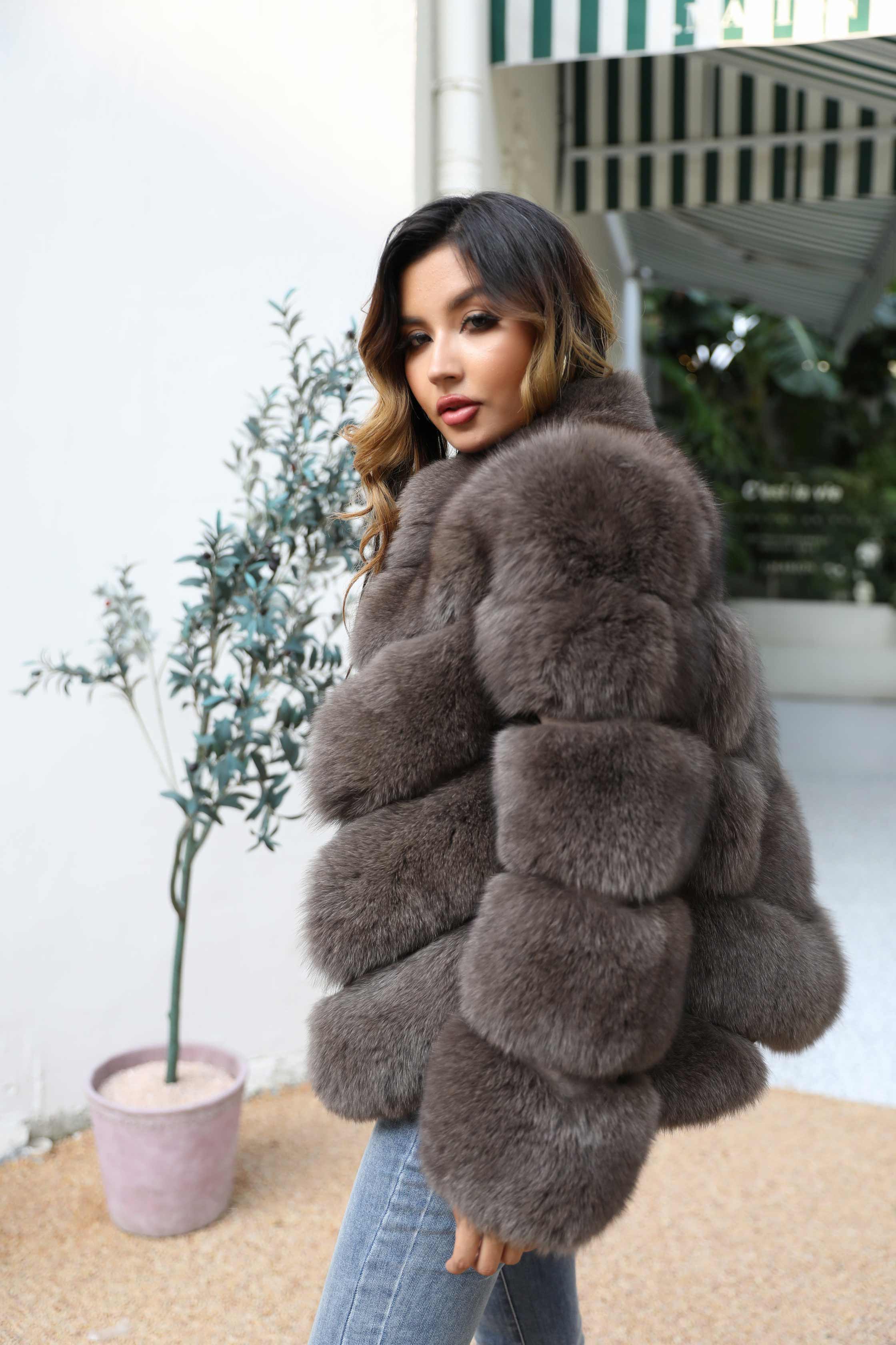 Luxury Fur Jacket Women's Short Real Fox Fur Coat