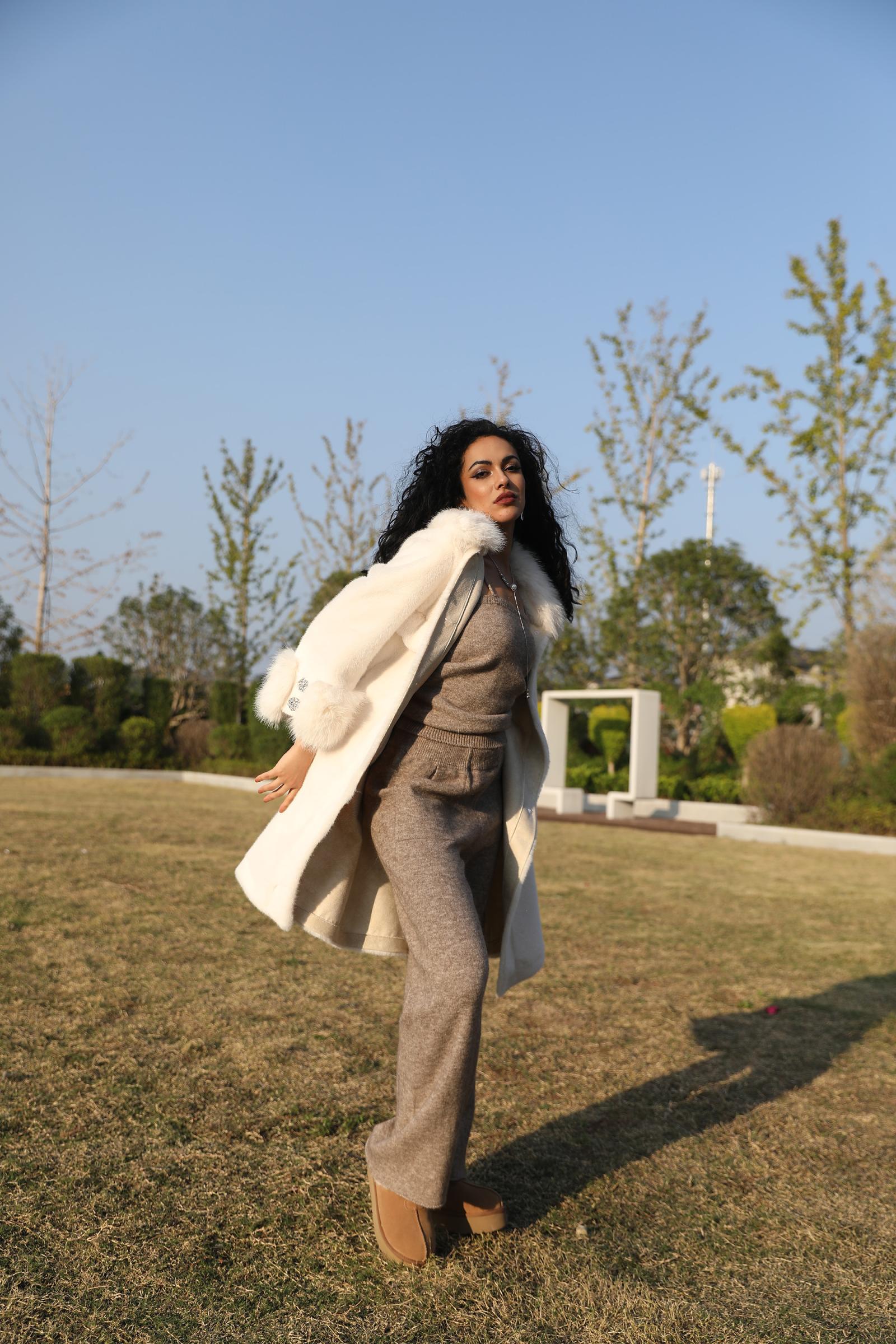 Eco-Friendly Mink Fur Faux Mink Fur Women's Jacket with Square Collar and Rhinestone Buttons