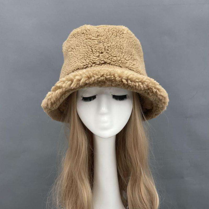 Fashionable Winter Warm Lamb Wool Fisherman Hat Bag Set