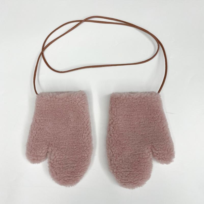 Fashionable Winter Warm Lamb Wool Fisherman Hat Bag Set