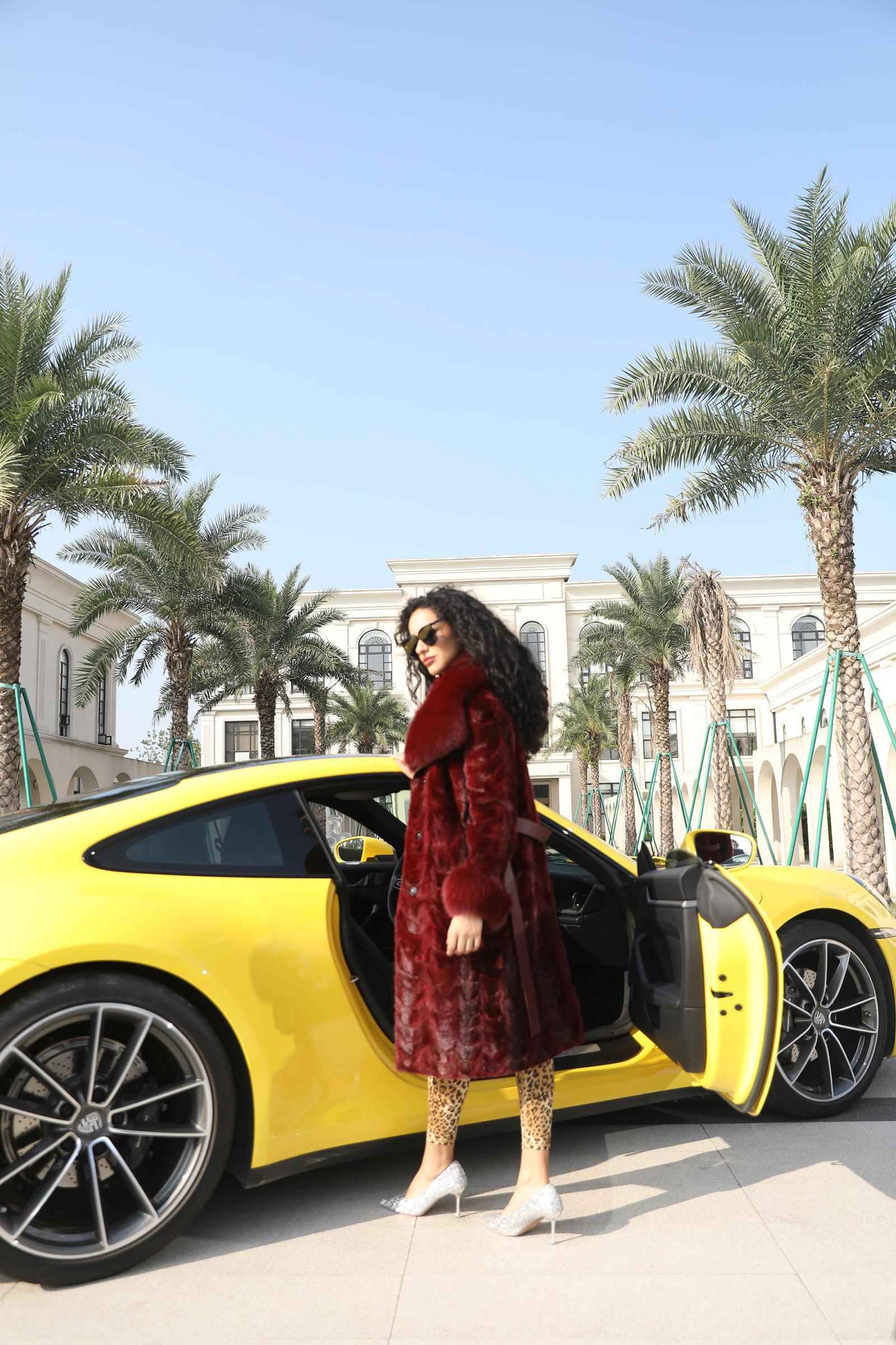 Fox Fur Collar Women's Mink-trimmed Belted Fashionable Coat Fur Jacket