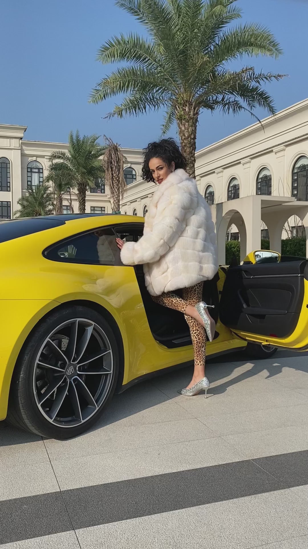 Luxurious Fox Fur Women's Classic Lapel Striped Mid-Length Coat - Elegant Winter Fashion