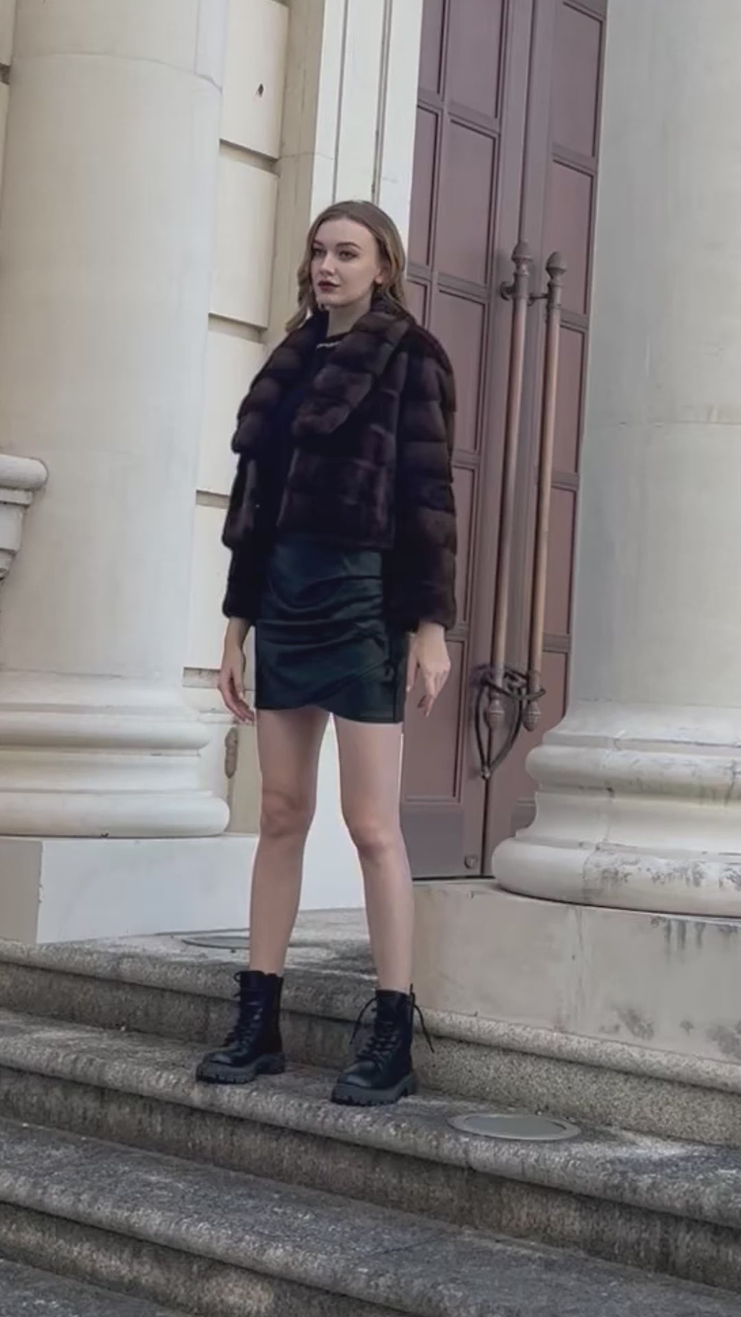 Brown Mink Fur Women's Windproof Thick Winter Short Coat