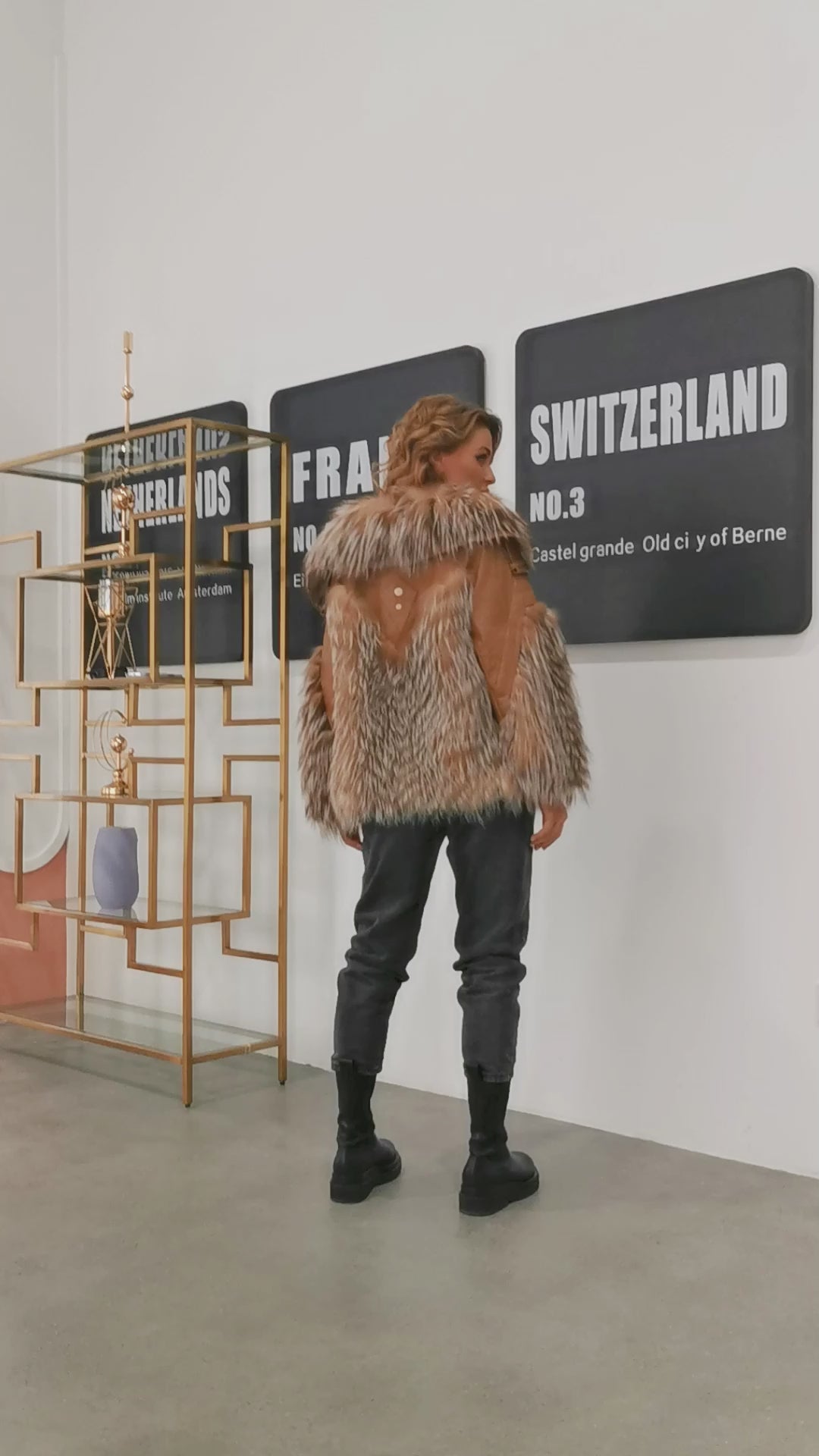 Winter Women's Oversized Sheepskin Leather Real Fox Fur Zipper Jacket