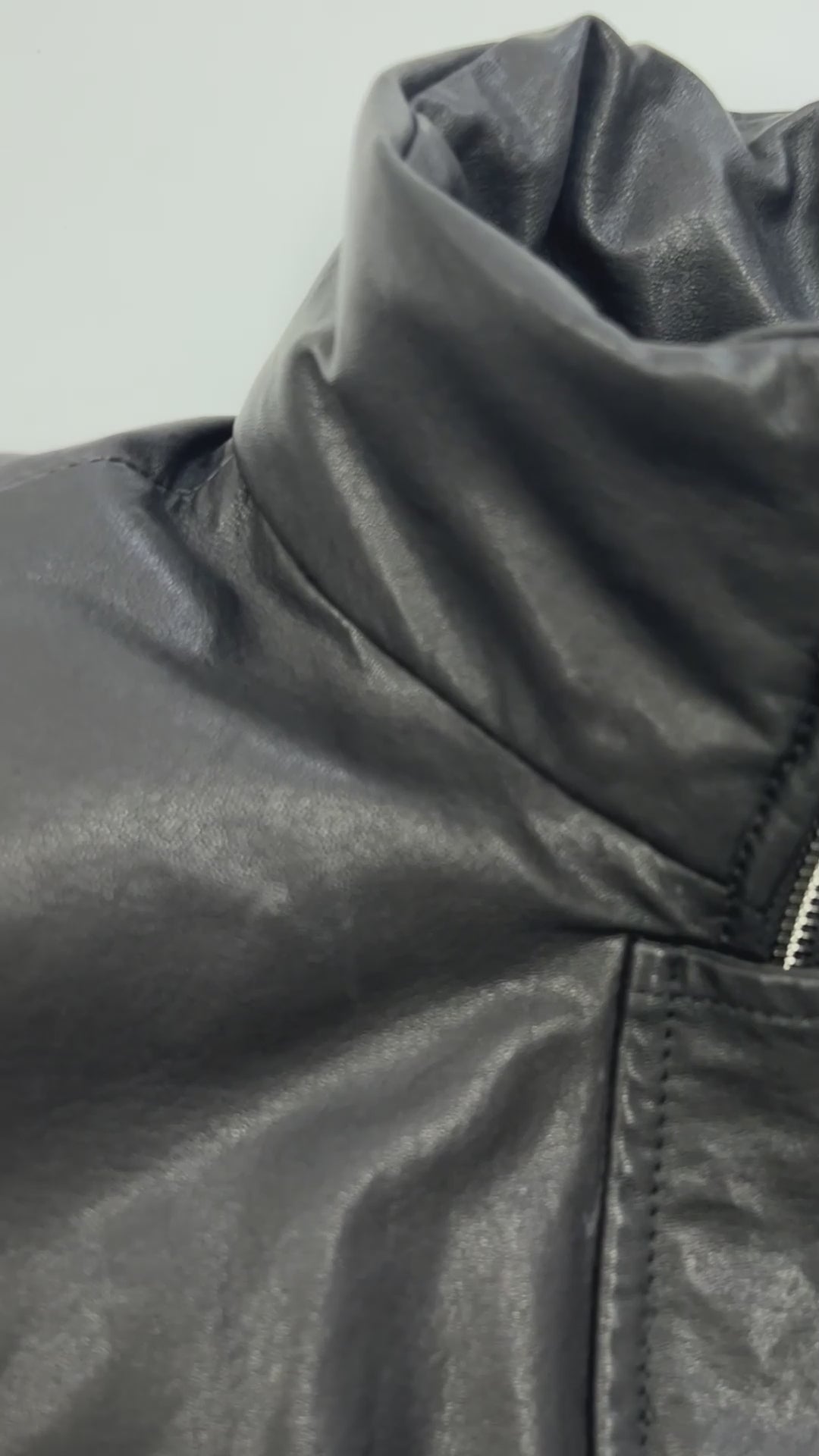 Stand-up Collar Cropped Utility-style Down Jacket