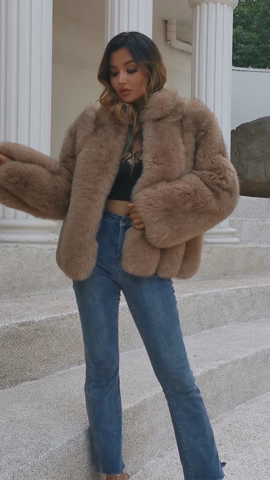 Fashion Trend Warm Fox Fur Women's Coat In Winter