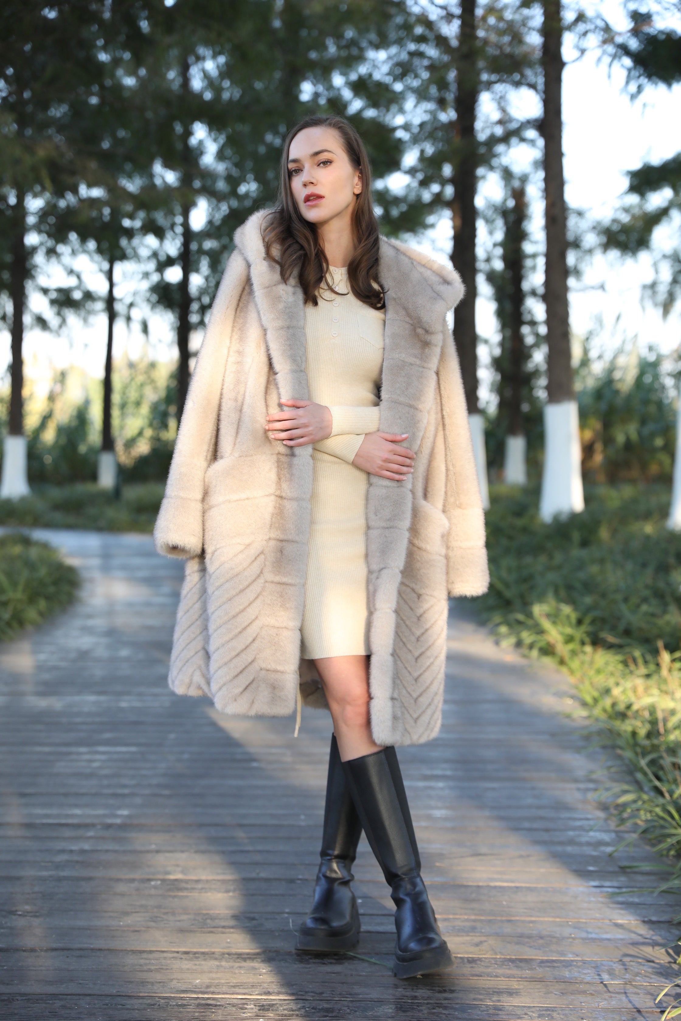 Faux Fur vs. Recycled Fur vs. Vintage Fur: A Sustainability Deep Dive