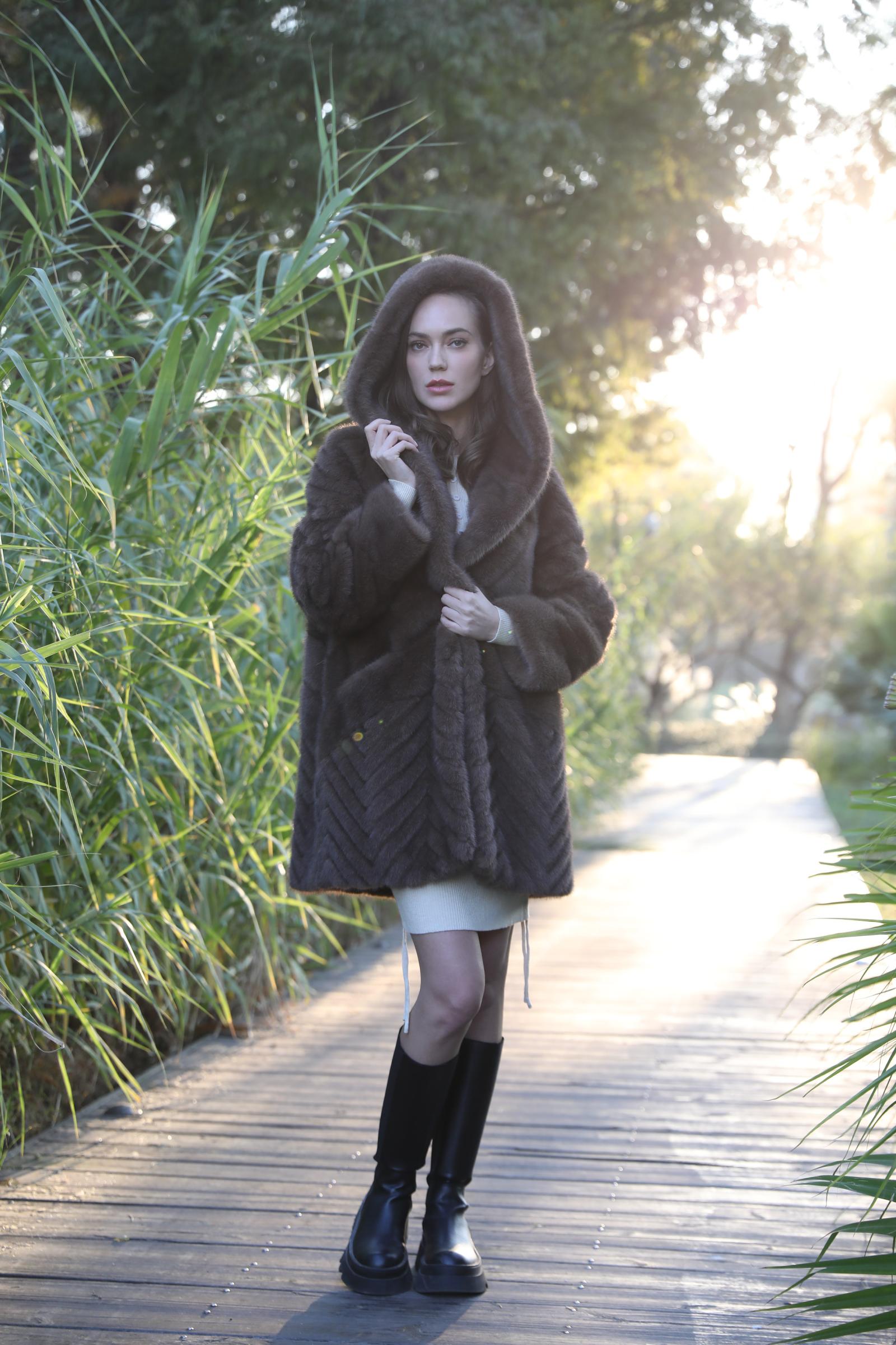 Women's Fashionable Windproof Hooded Pocket Faux Mink Fur Jacket - Janefur