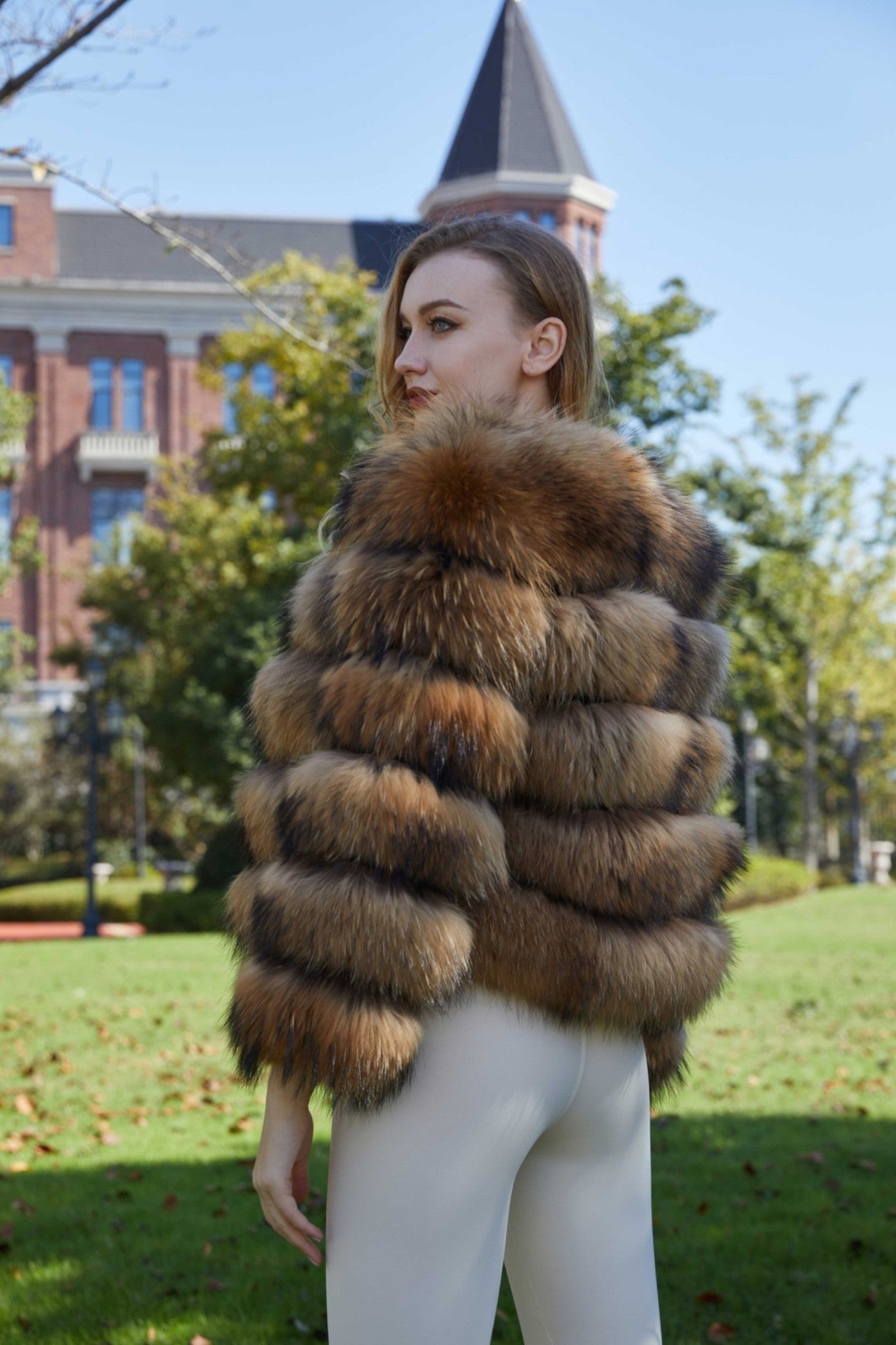 2023 New 5 Section Horizontal Stripe Short Raccoon Fur Coat - Janefur