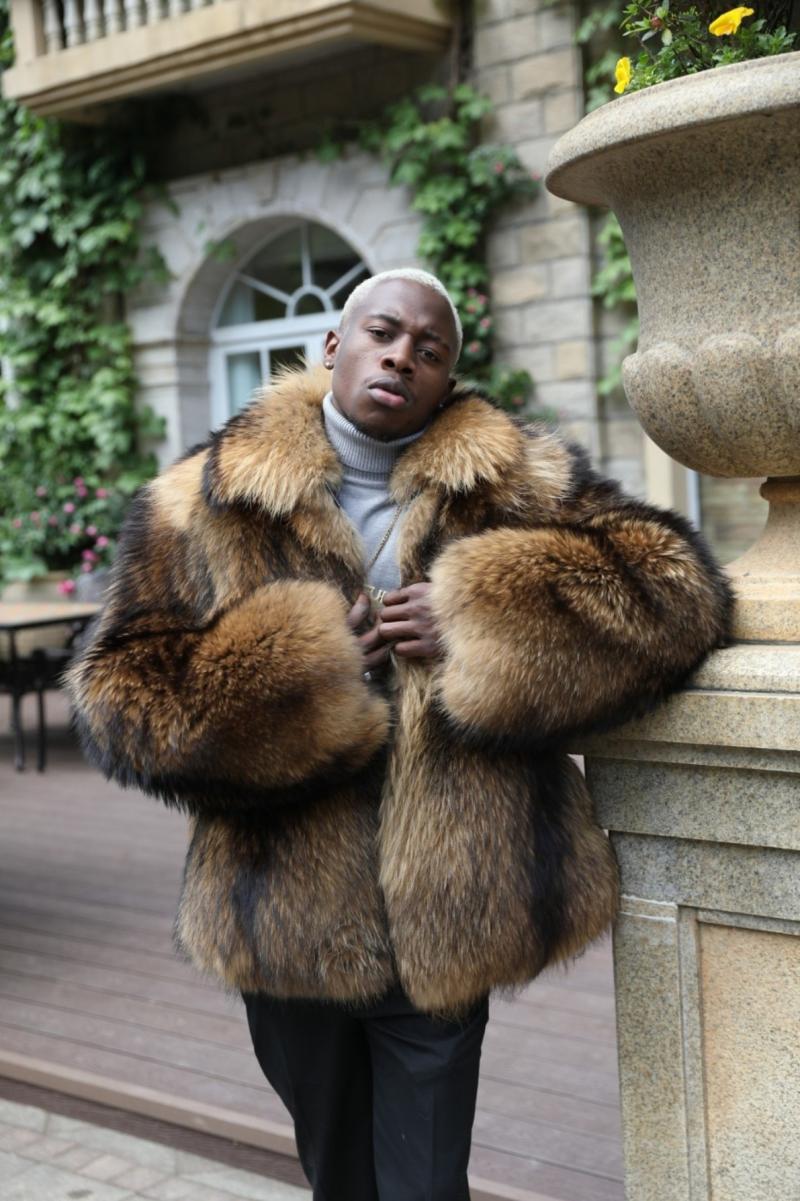 Fashion Winter Men's Lapel Pure Natural Raccoon Fur Coat - Janefur