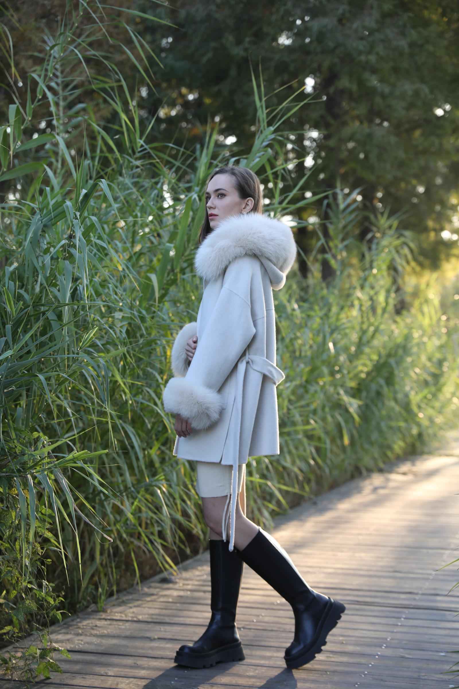Women's Winter Warm Hooded Reversible Cashmere Short Coat Cuffs with Fur - Janefur