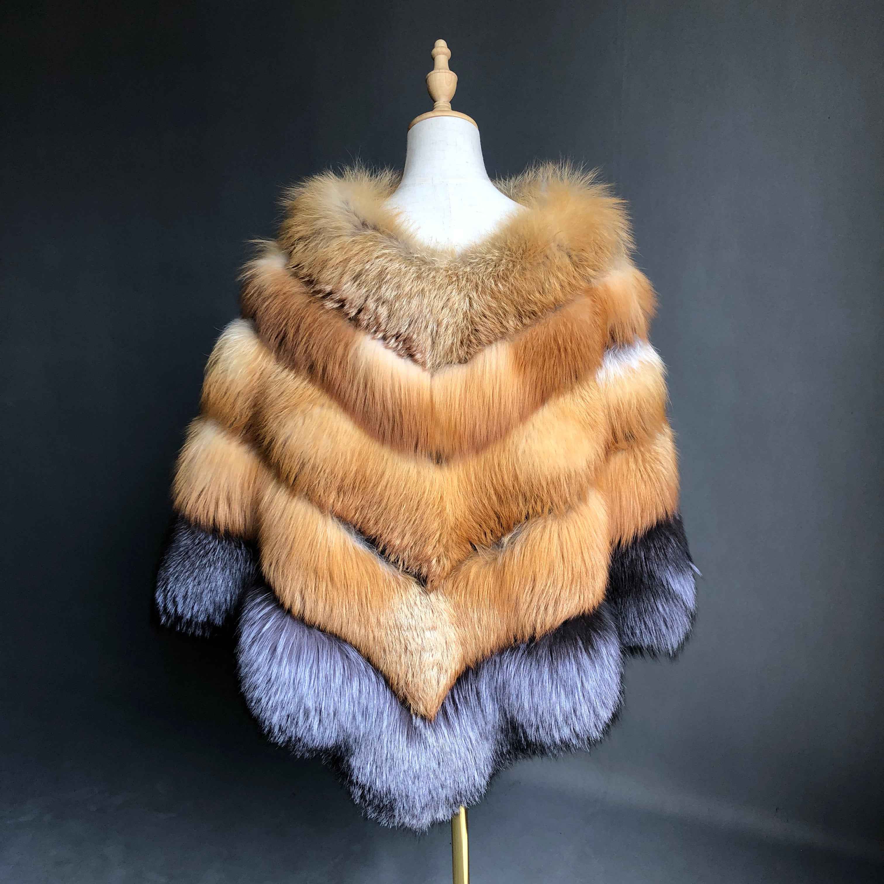 Women's Luxurious Color-Block Fox Fur Cape - High-End Winter Fashion Outerwear