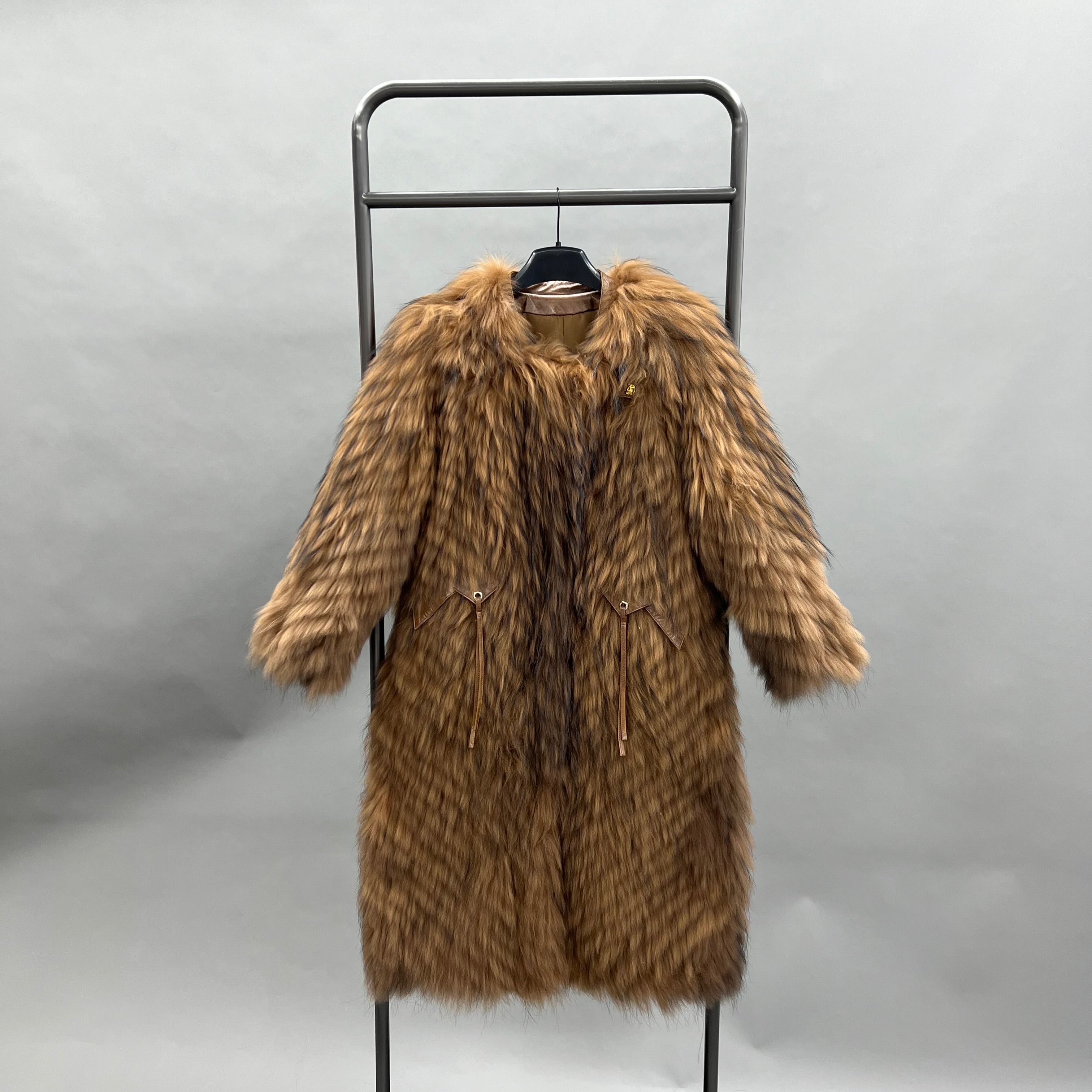 Women’s Long Striped Raccoon Fur Coat – Elegant Full-Length Real Fur Jacket for Luxury Winter Fashion