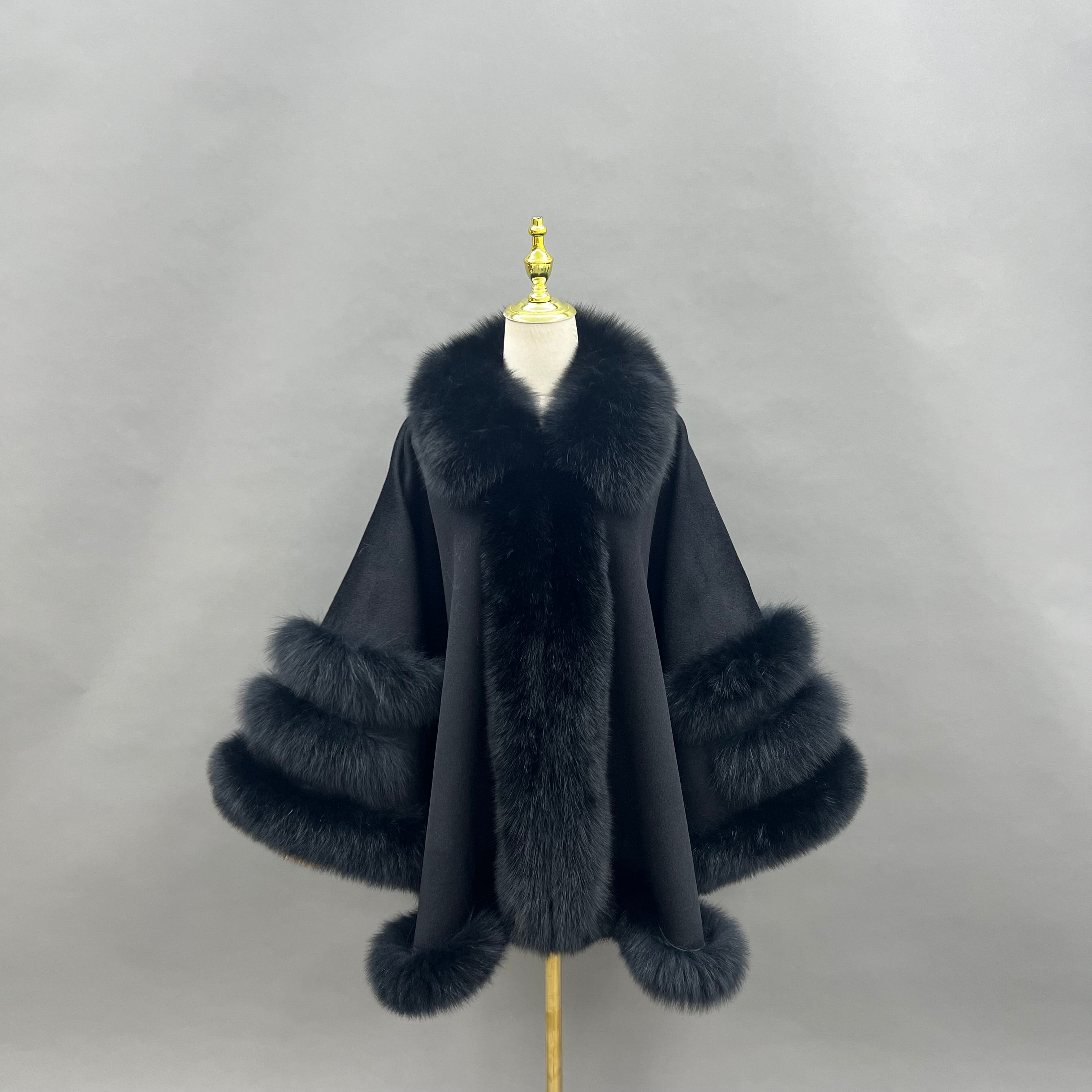 Women’s Camel Wool Cape with Real Fox Fur Trim – Elegant Sleeveless Coat for Luxury Winter Fashion 4#Black M