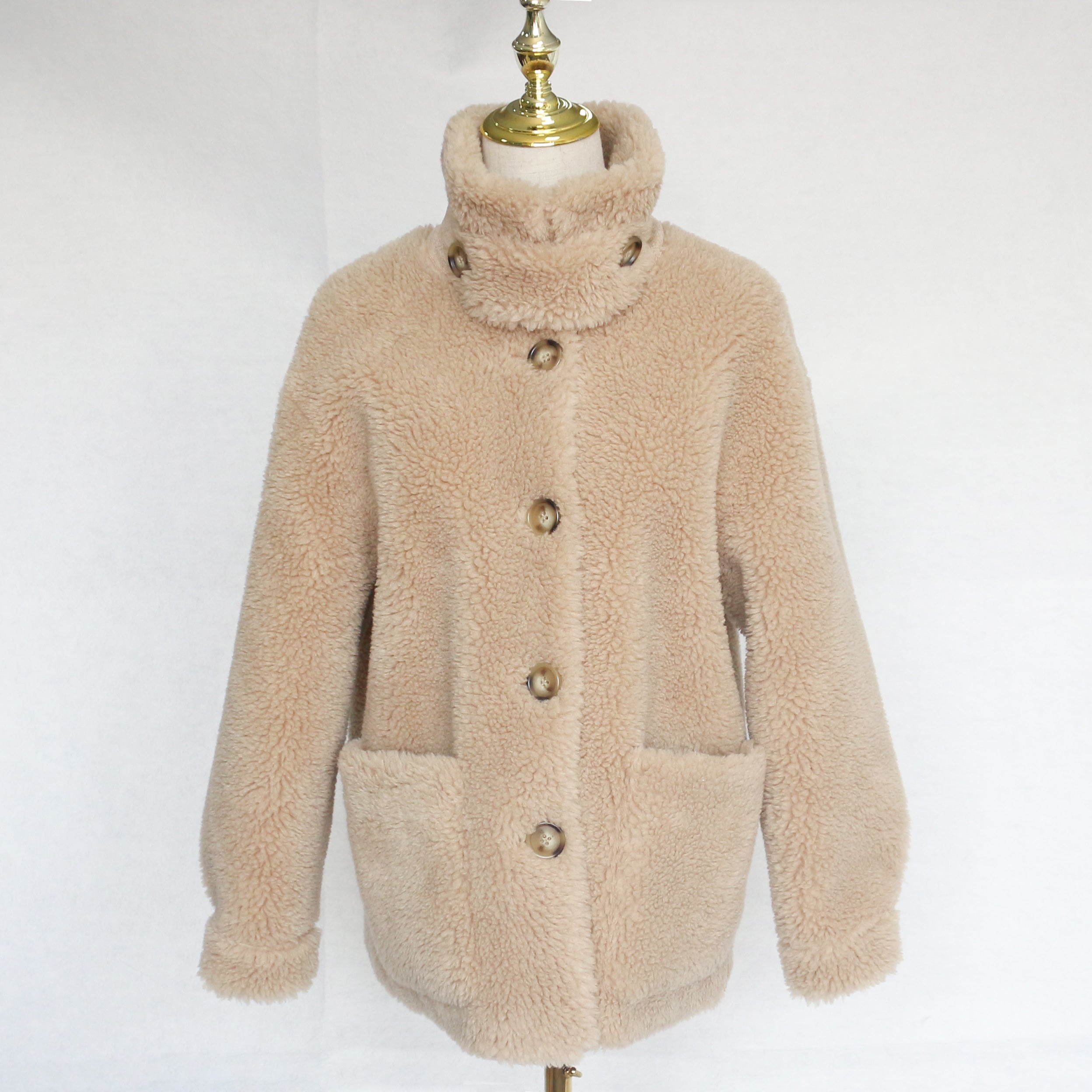 Women's Light Grey Short Sheepskin Shearling Jacket, Casual Stand Collar Button-Front Winter Outerwear