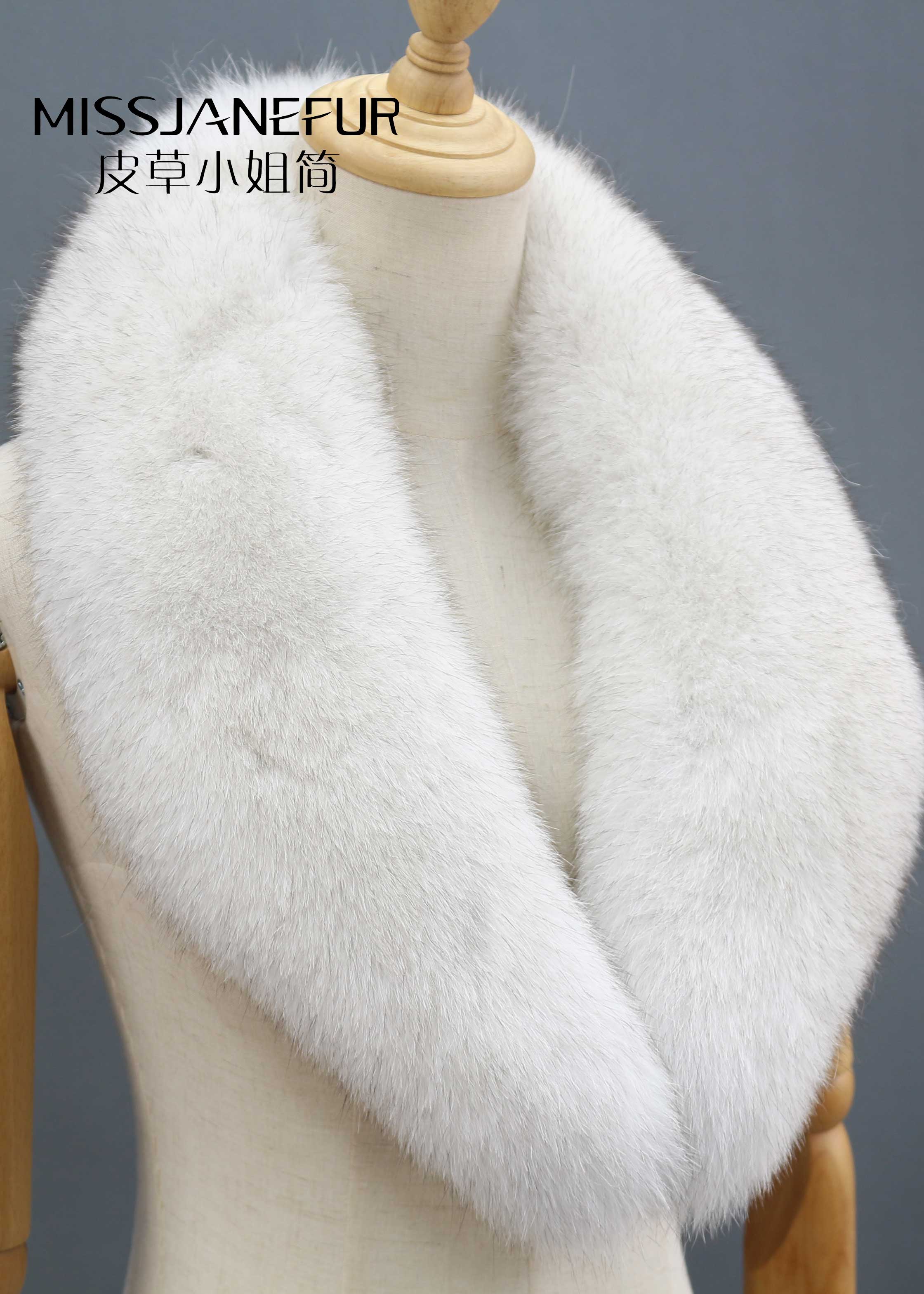 Missjanefur Winter Blue Fox Fur Collar - Janefur