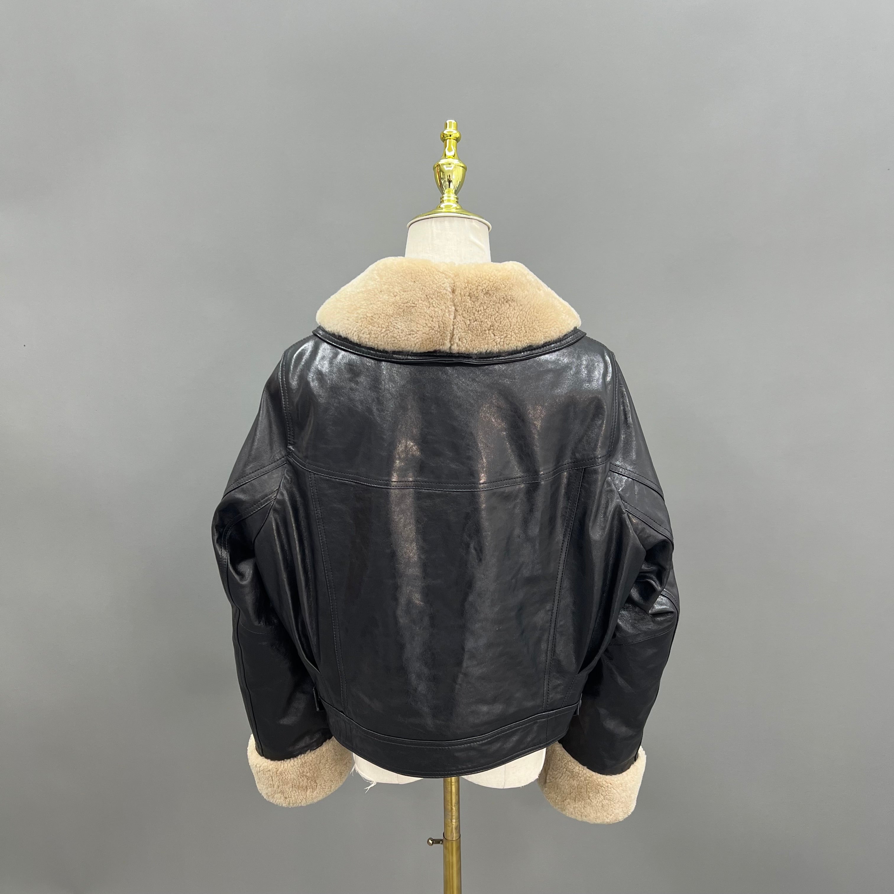 Women’s Black Shearling Leather Jacket with Down Filling – Short Aviator Style Winter Coat for Warmth and Fashion