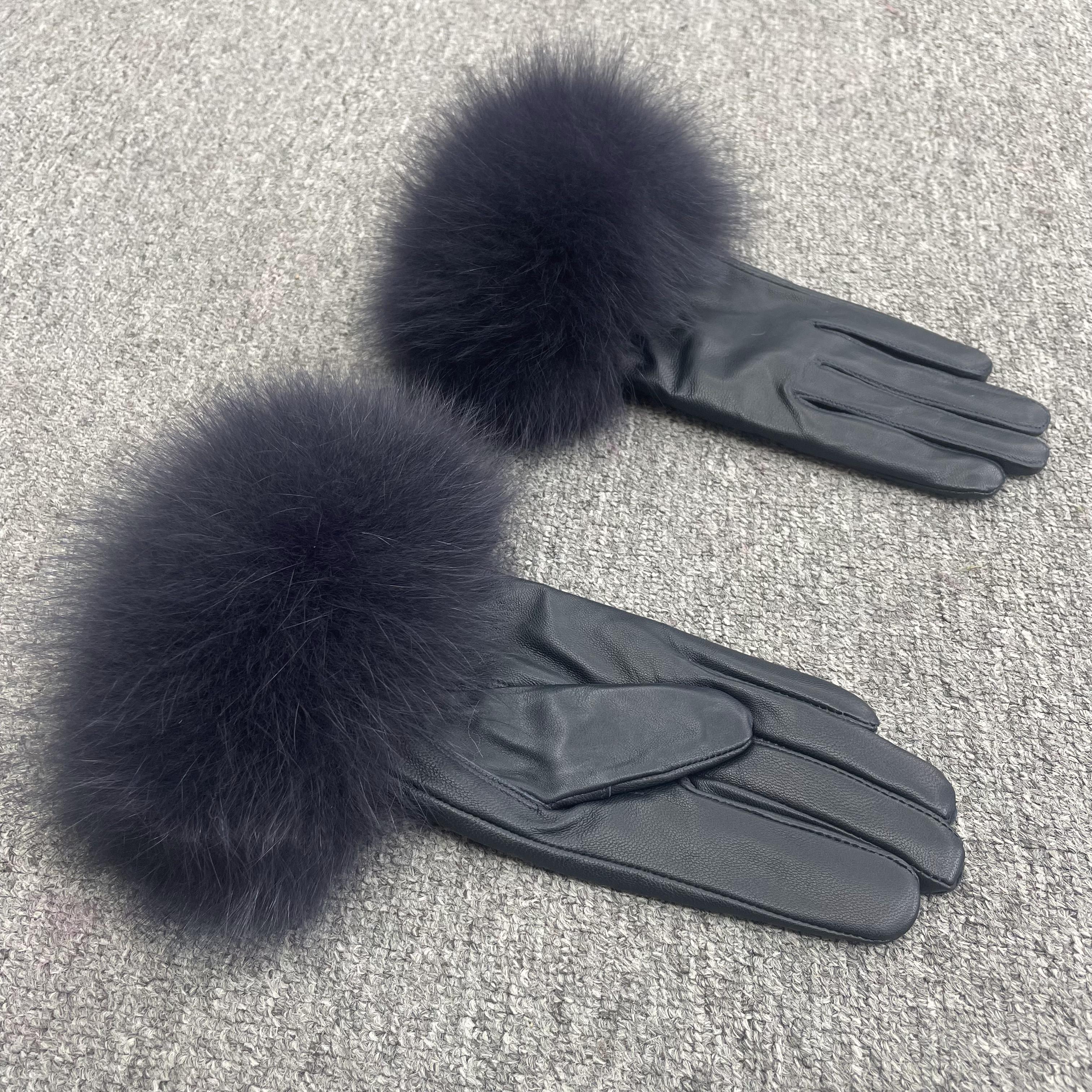 Women’s Black Leather Gloves with Real Fox Fur Trim – Elegant Winter Fashion Accessory for Luxury Style 15 F