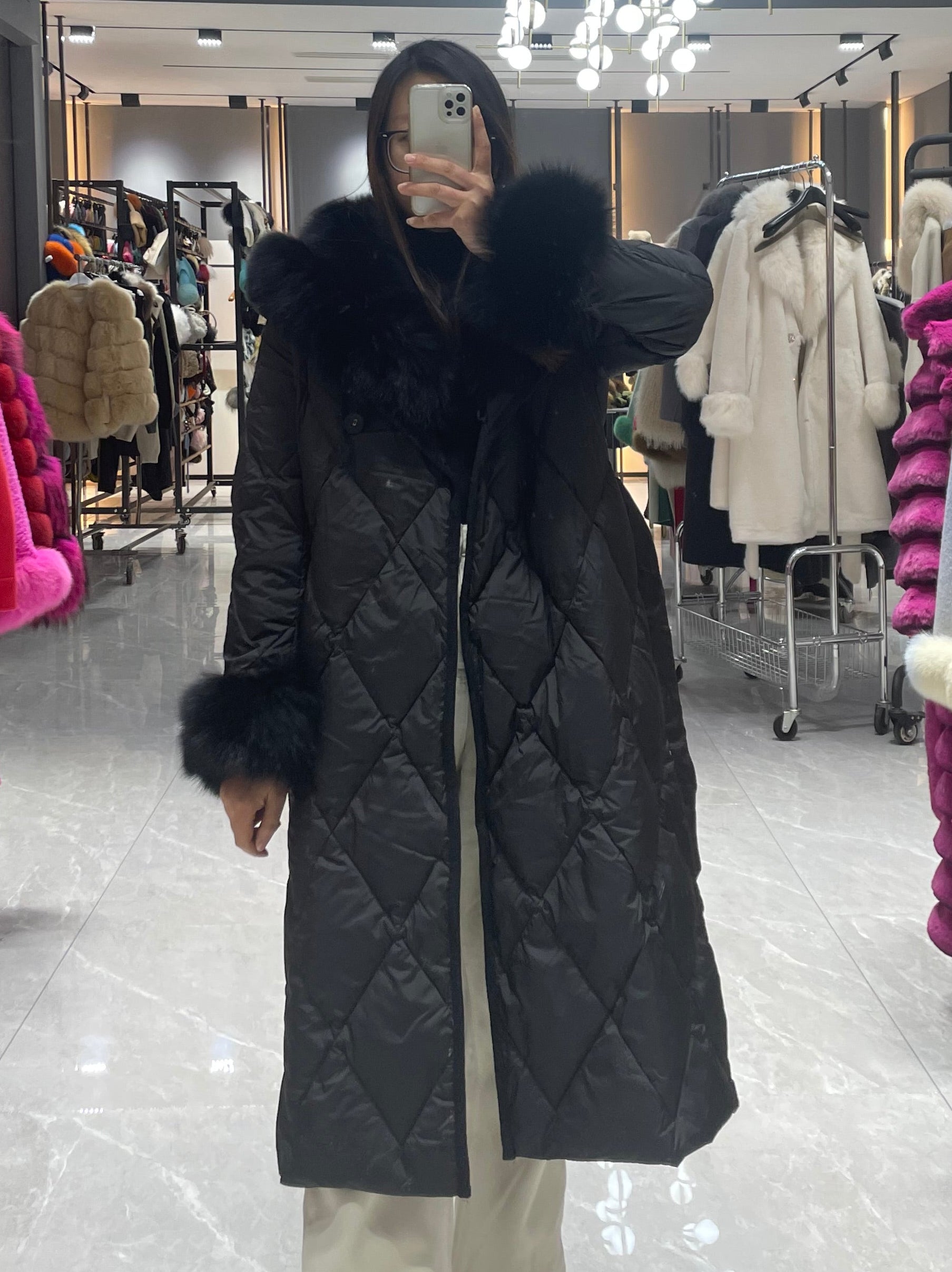 Women's Diamond - Quilted Down Coat with Fox Fur Collar