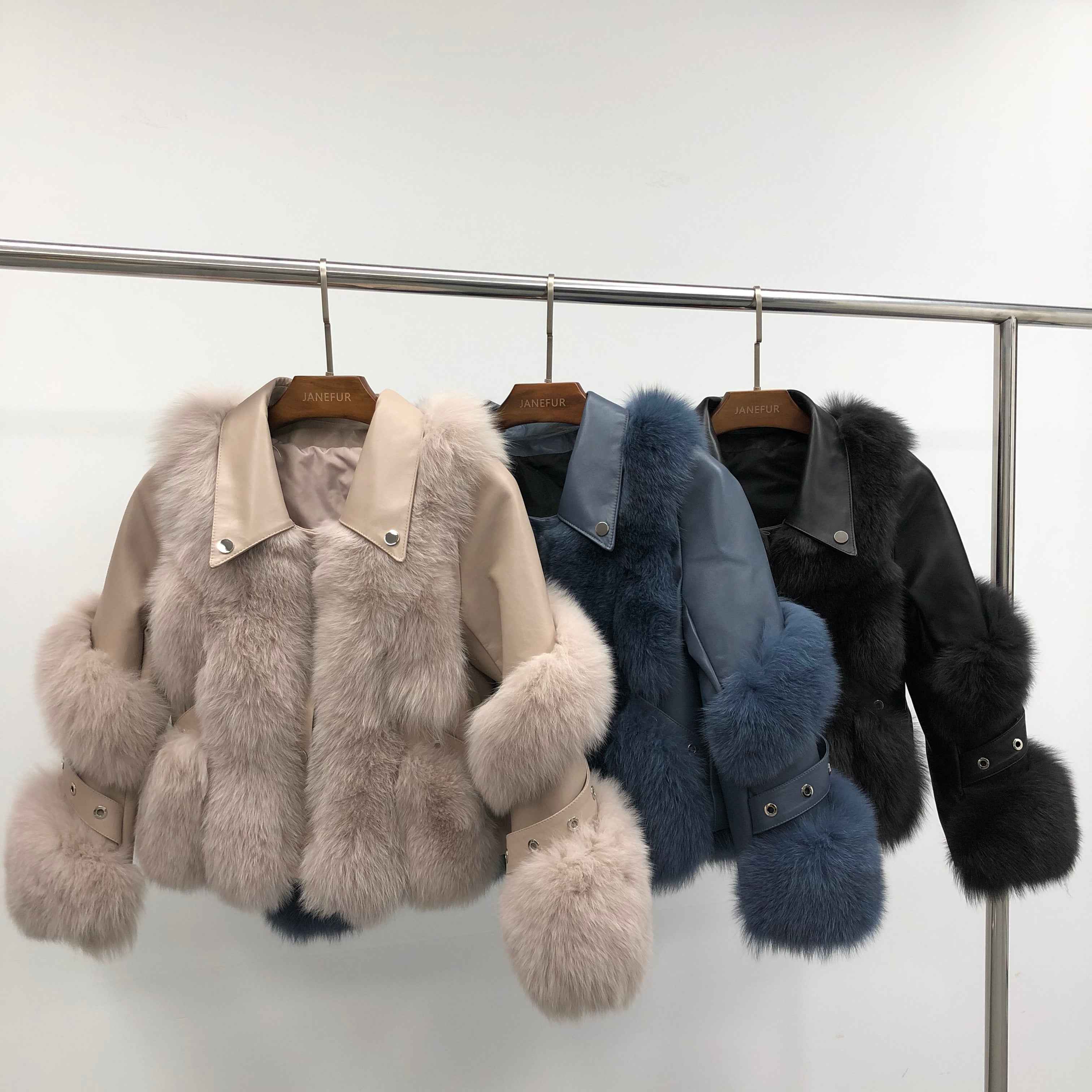New Arrival Dark Grey Fox Fur Coat with Leather Patchwork - Cropped Biker Style Winter Outerwear"