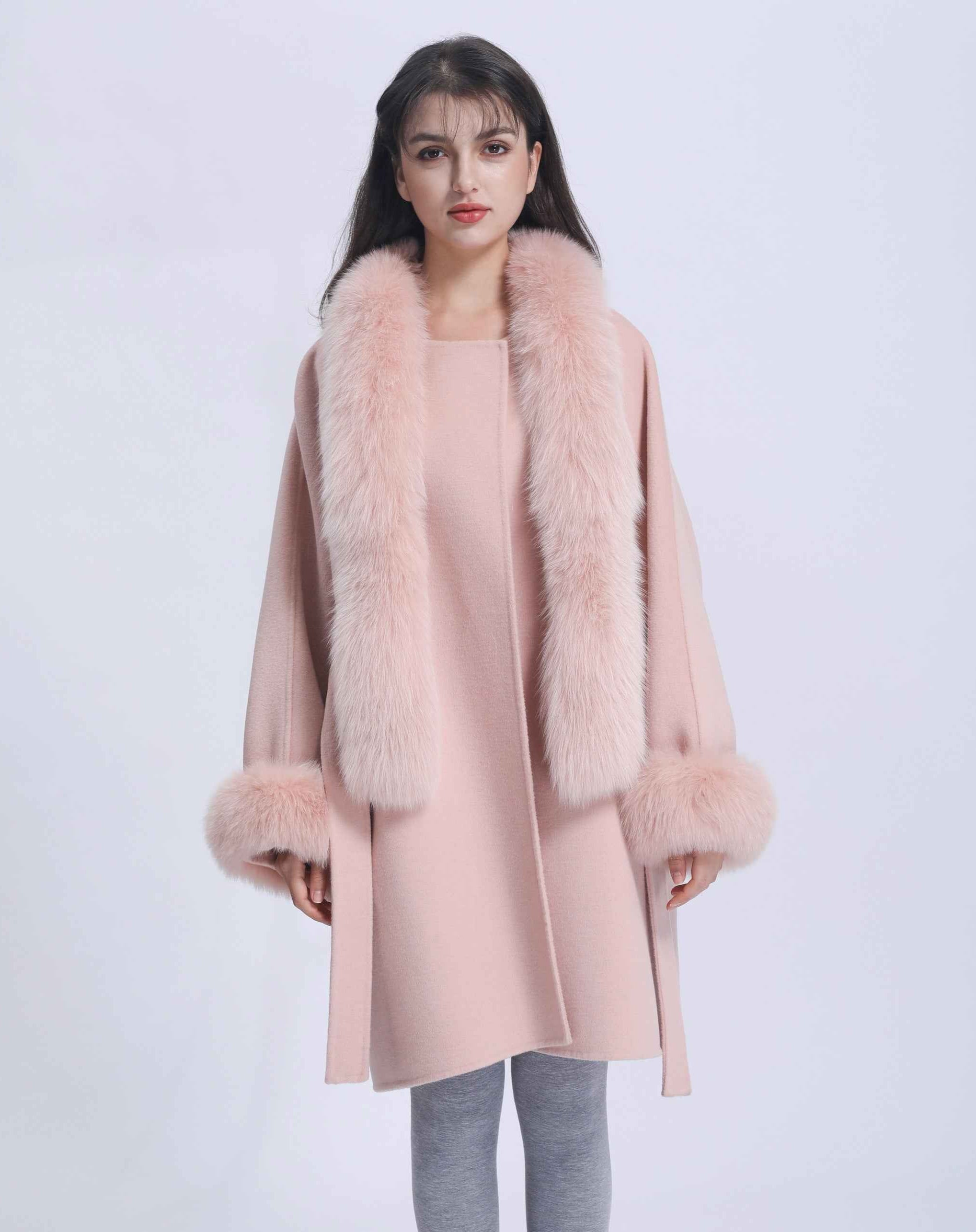 Luxury Double-Faced Wool Coat with Fox Fur Collar and Cuffed Sleeves – Elegant Short Belted Overcoat