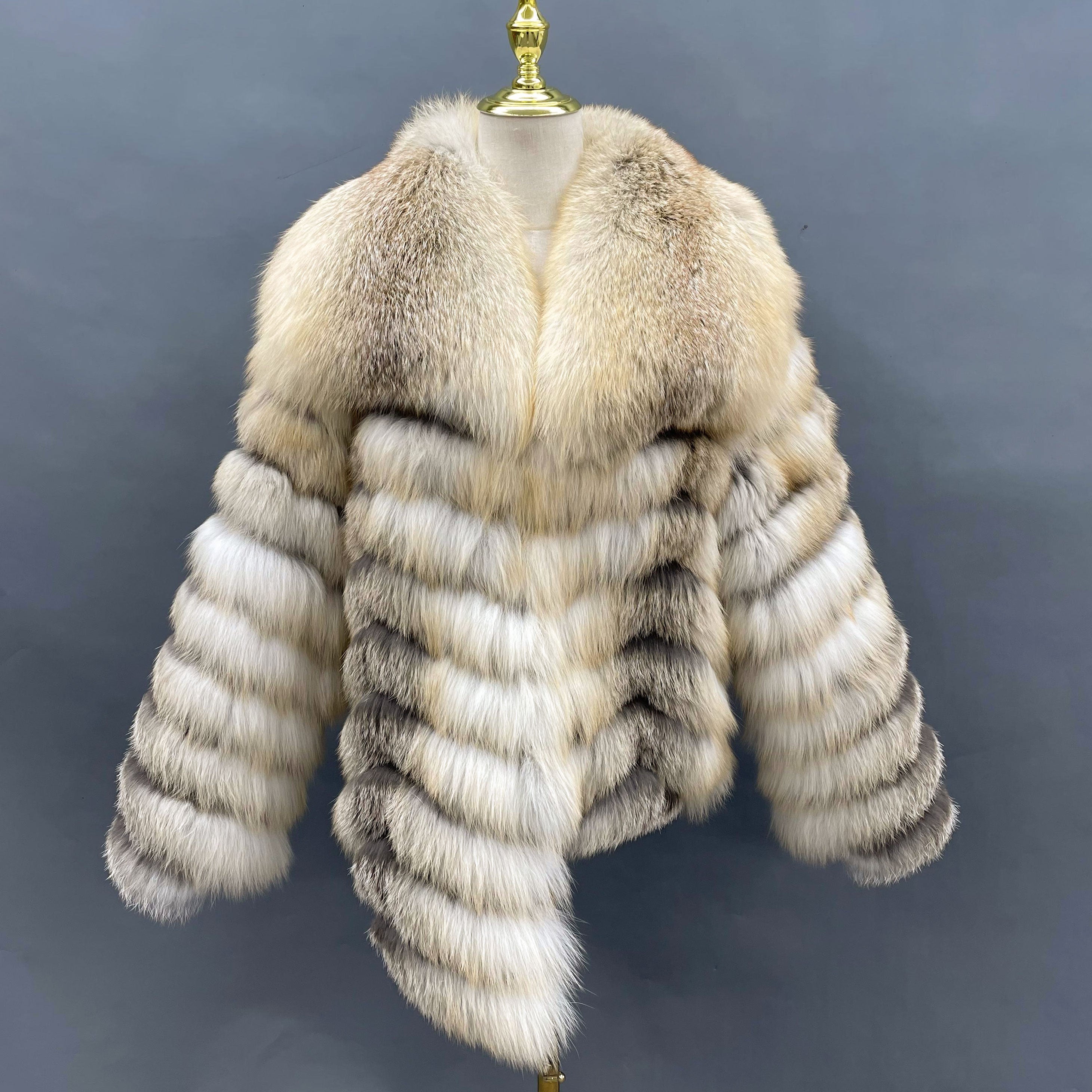 Real Fox Fur Jacket for Women – Short Length, Carved Stripe Design, Large Collar Winter Outerwear 1