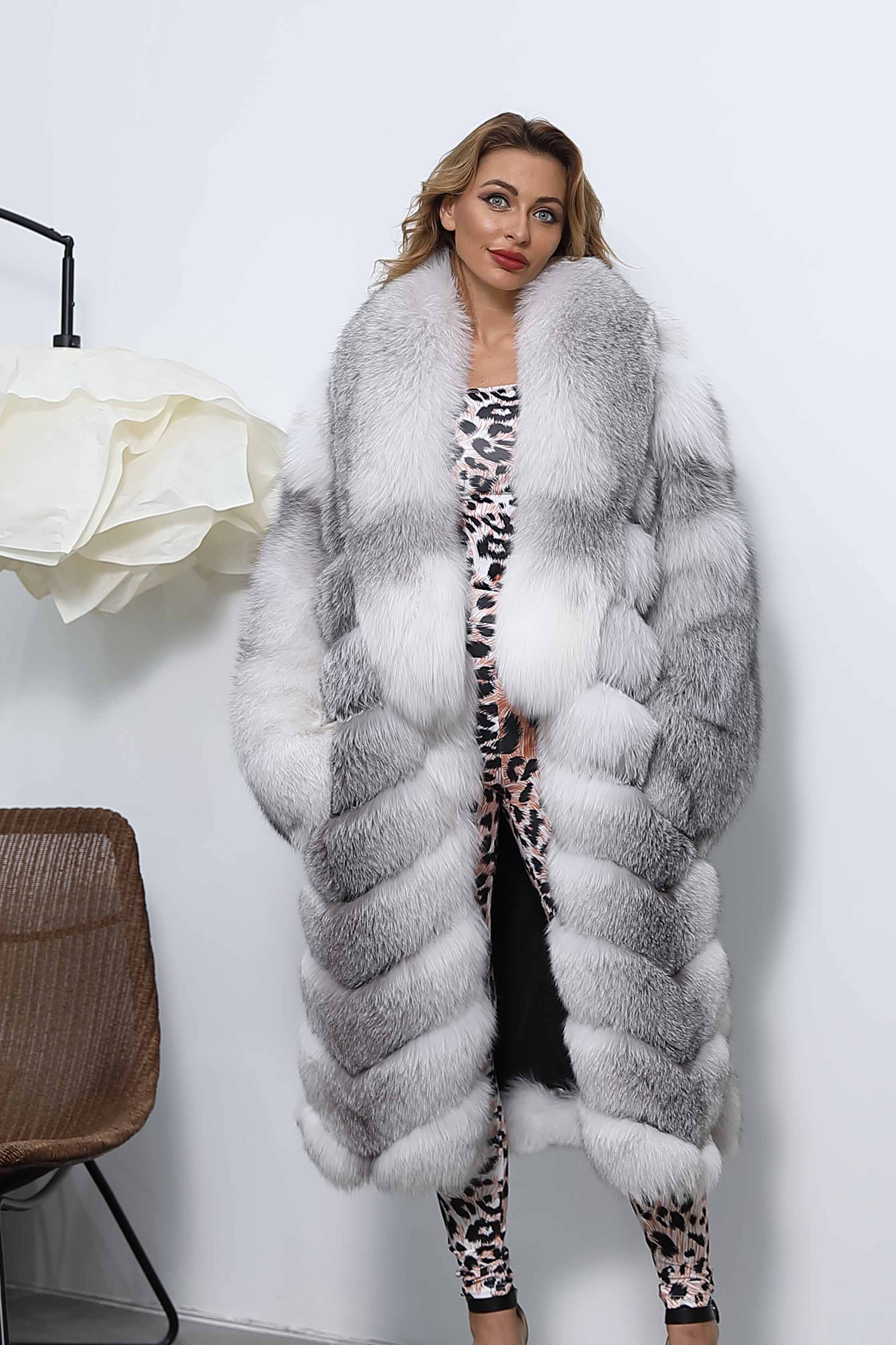 Fashion High-Quality Wholesale Custom Fox Fur Coat Luxury Large Lapel Diagonal Stripe Loose Coat - Janefur