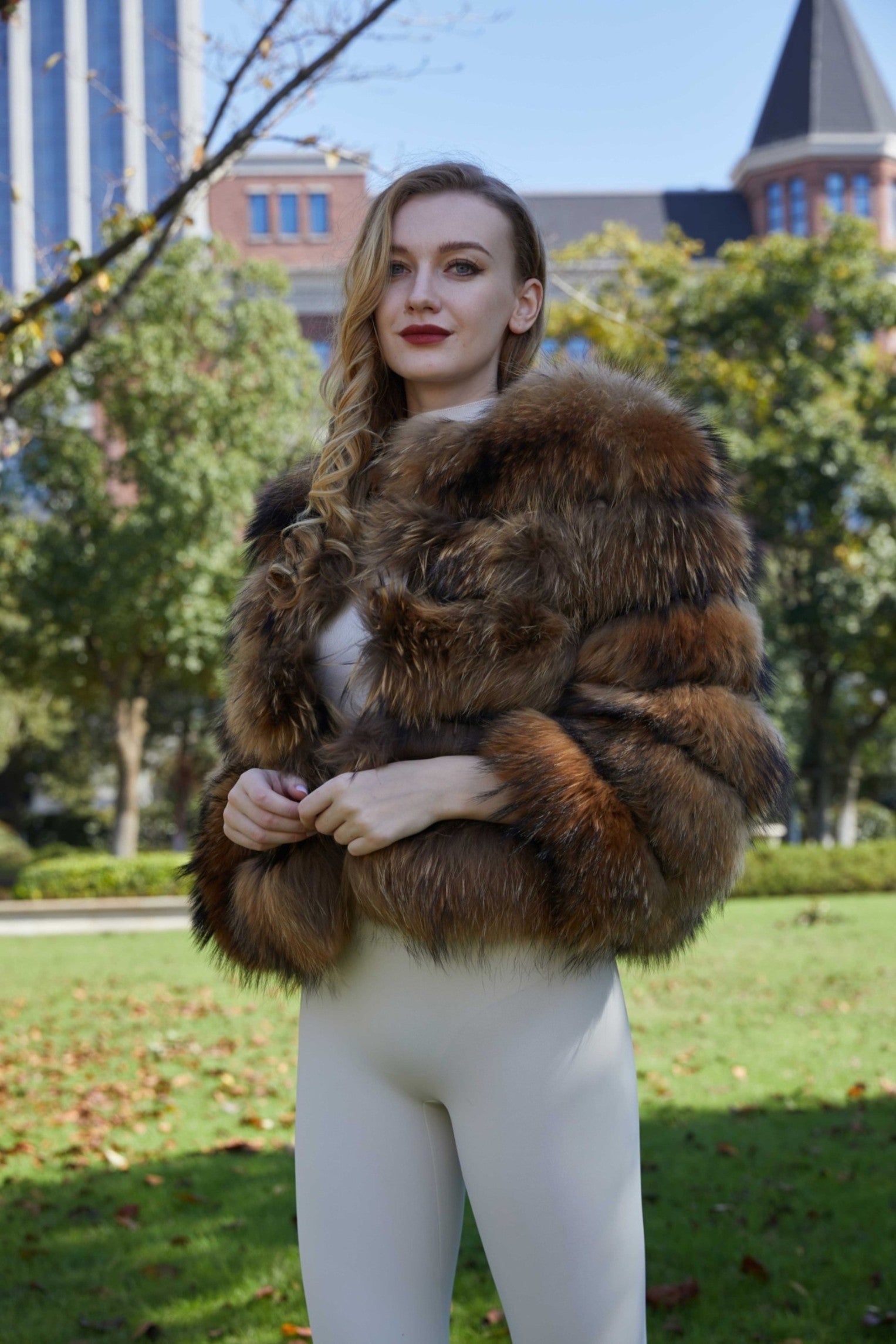 2023 New 5 Section Horizontal Stripe Short Raccoon Fur Coat - Janefur