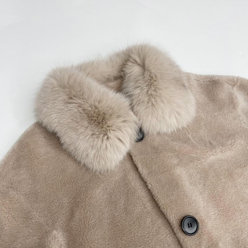 Shearling Coat With Fox Fur Lapels And Flap Pockets - Janefur