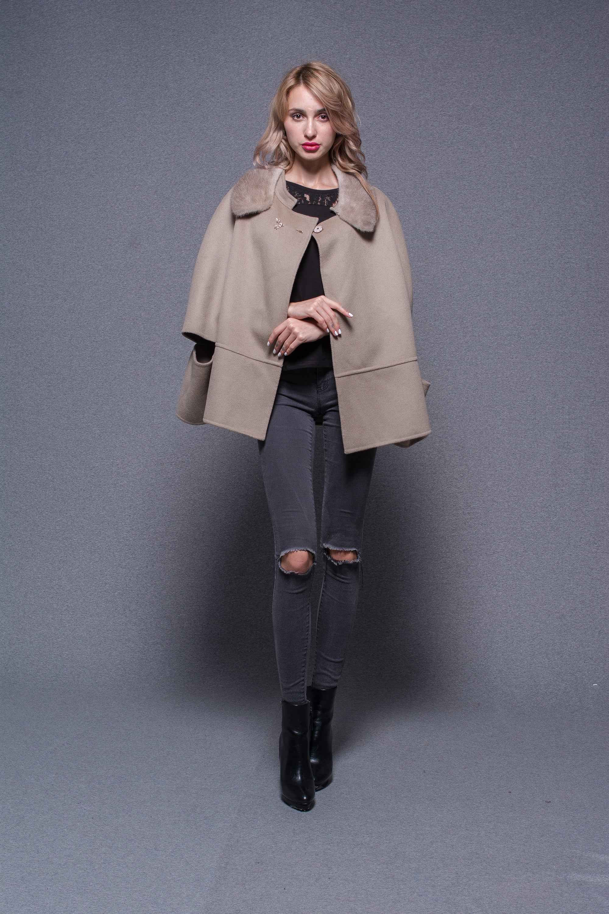 Janefur Bulk Wholesale 2026 Women's Vintage Elegant Cashmere Wool Cape With Real Mink Fur Collar