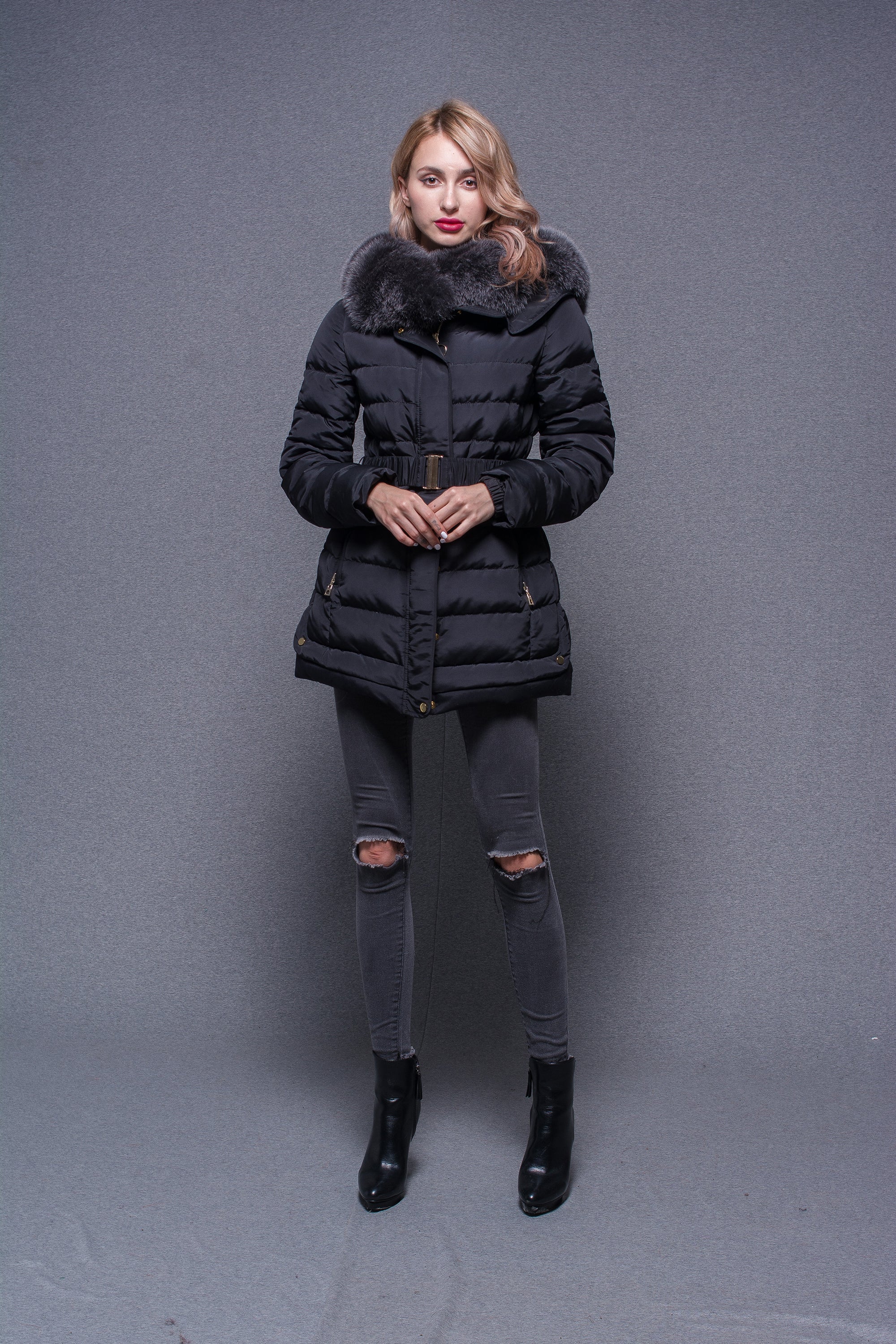 Janefur 2026 Real Fox Fur Collar Premium Warm Down Jacket Women Wholesale