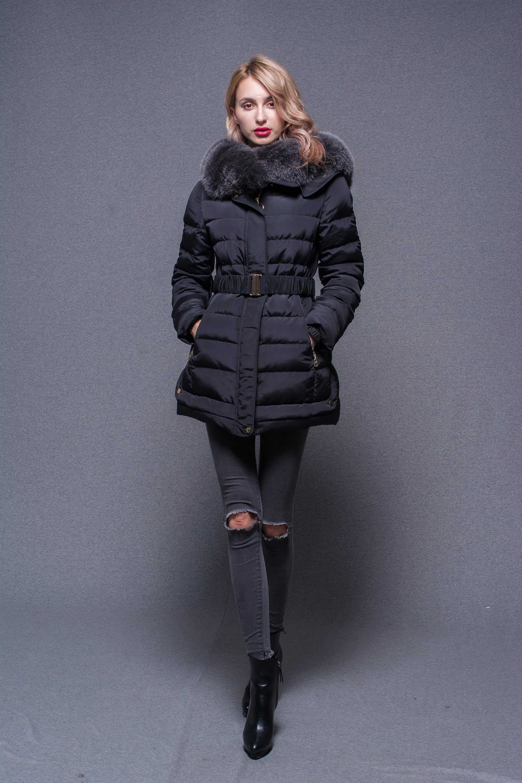 Janefur 2026 Real Fox Fur Collar Premium Warm Down Jacket Women Wholesale