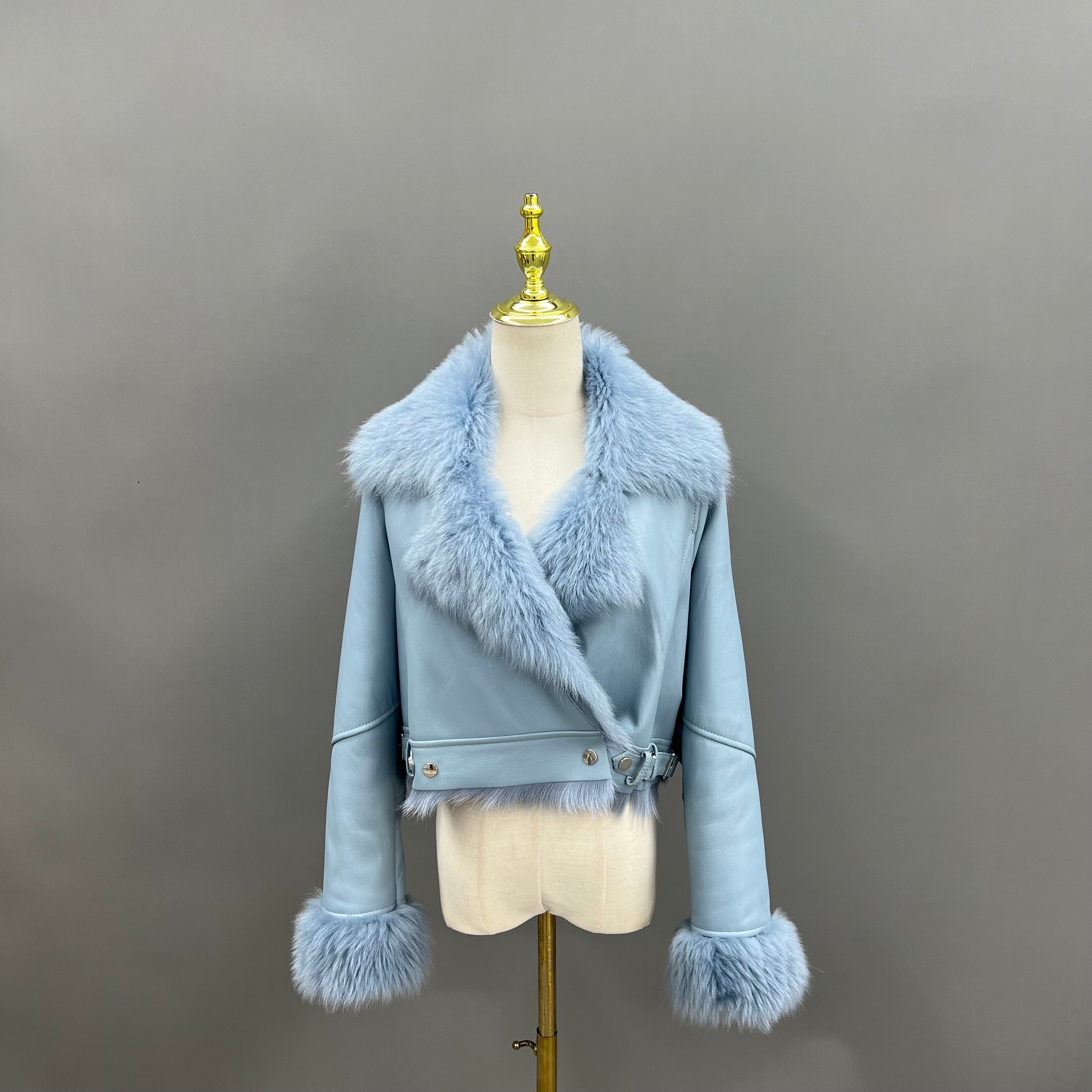 Women’s Tan Shearling Leather Biker Jacket – Fur Collar & Cuff, Asymmetrical Zip Closure, Short Winter Coat for Fashionable Outerwear 4#Light Blue