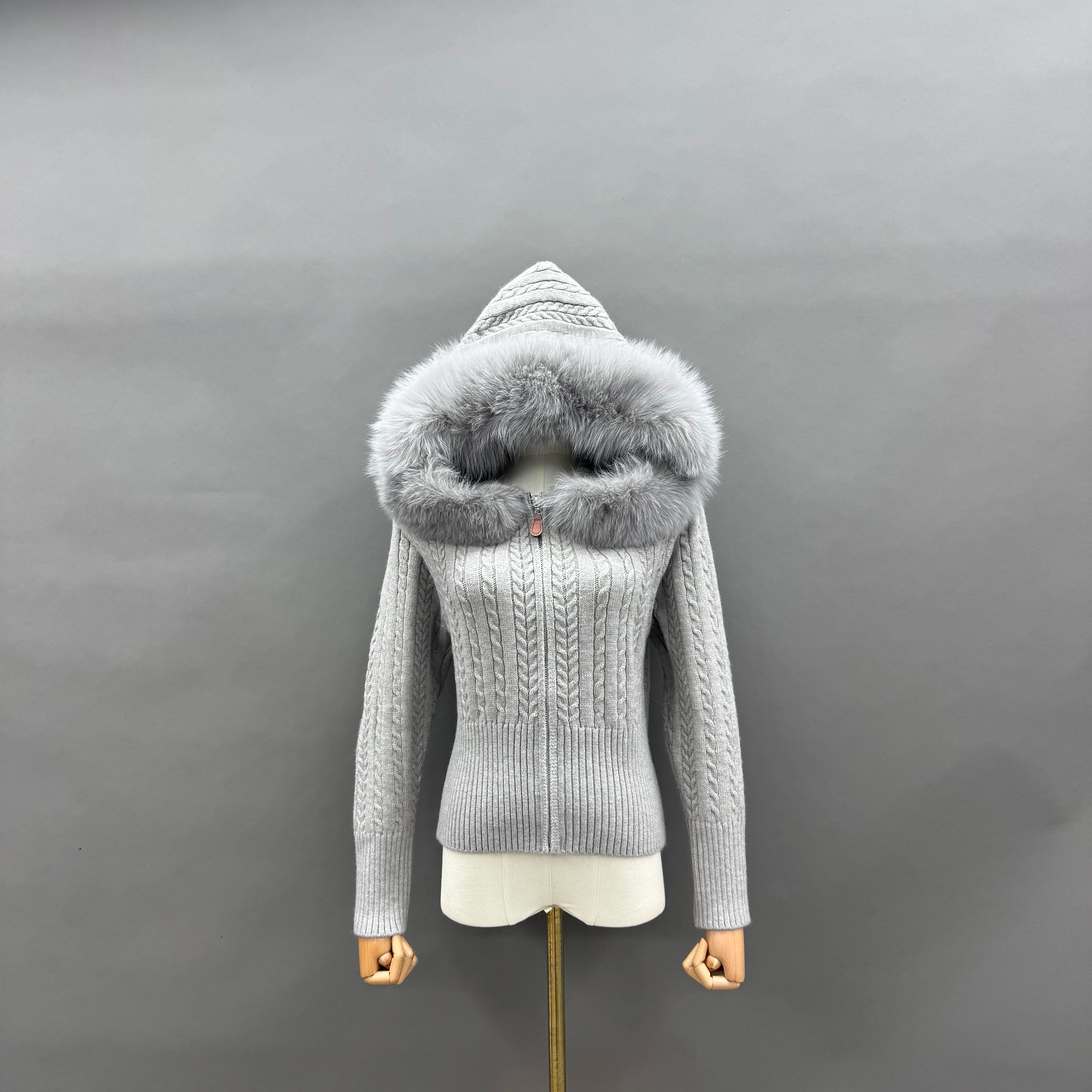 Women’s Pink Chunky Knit Hoodie with Real Fox Fur Trim – Full-Zip Winter Sweater Coat for Fashionable Outerwear Grey F-CHEST 88