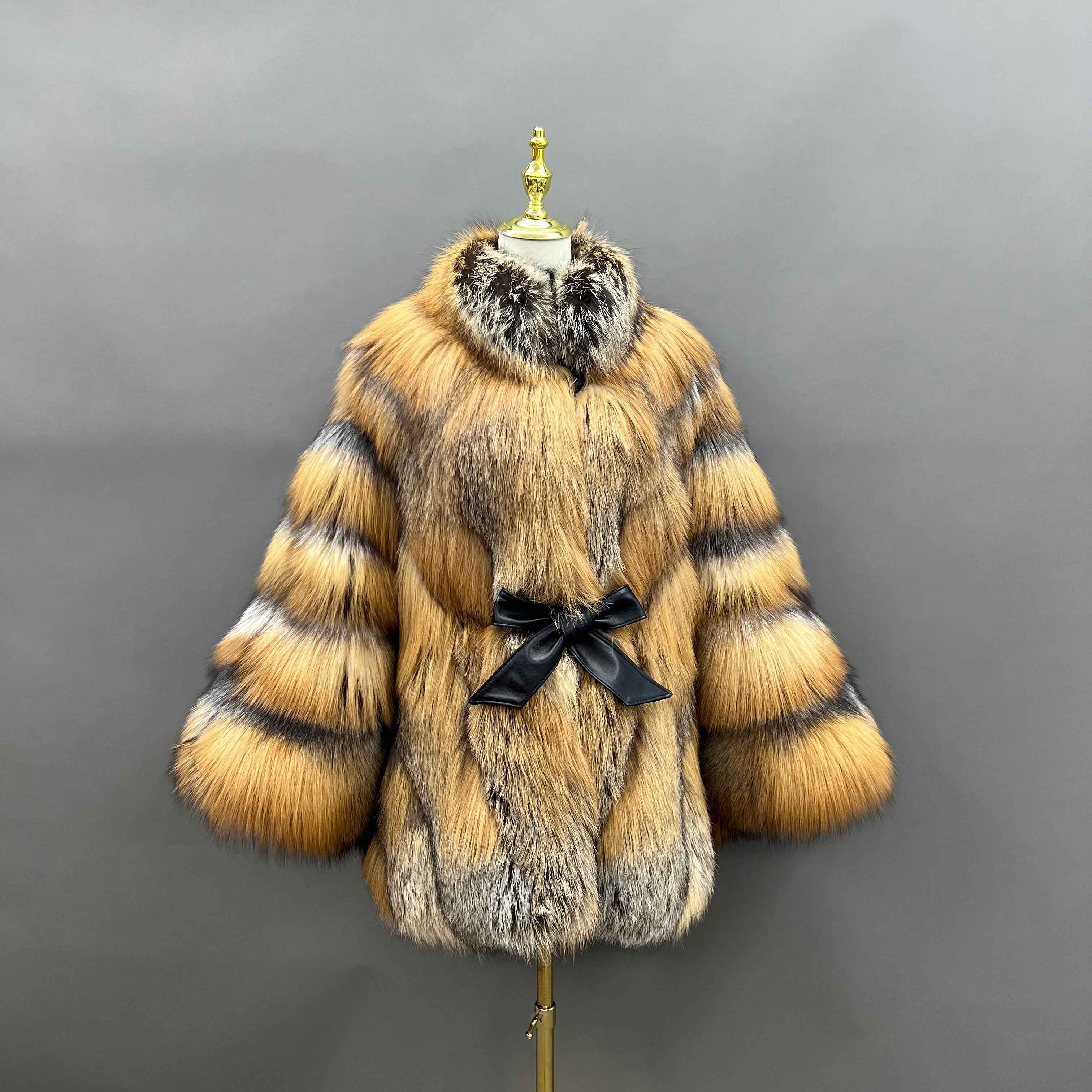 Luxury Real Fox Fur Coat with Bow Tie – Short Women’s Winter Fur Jacket Natural F