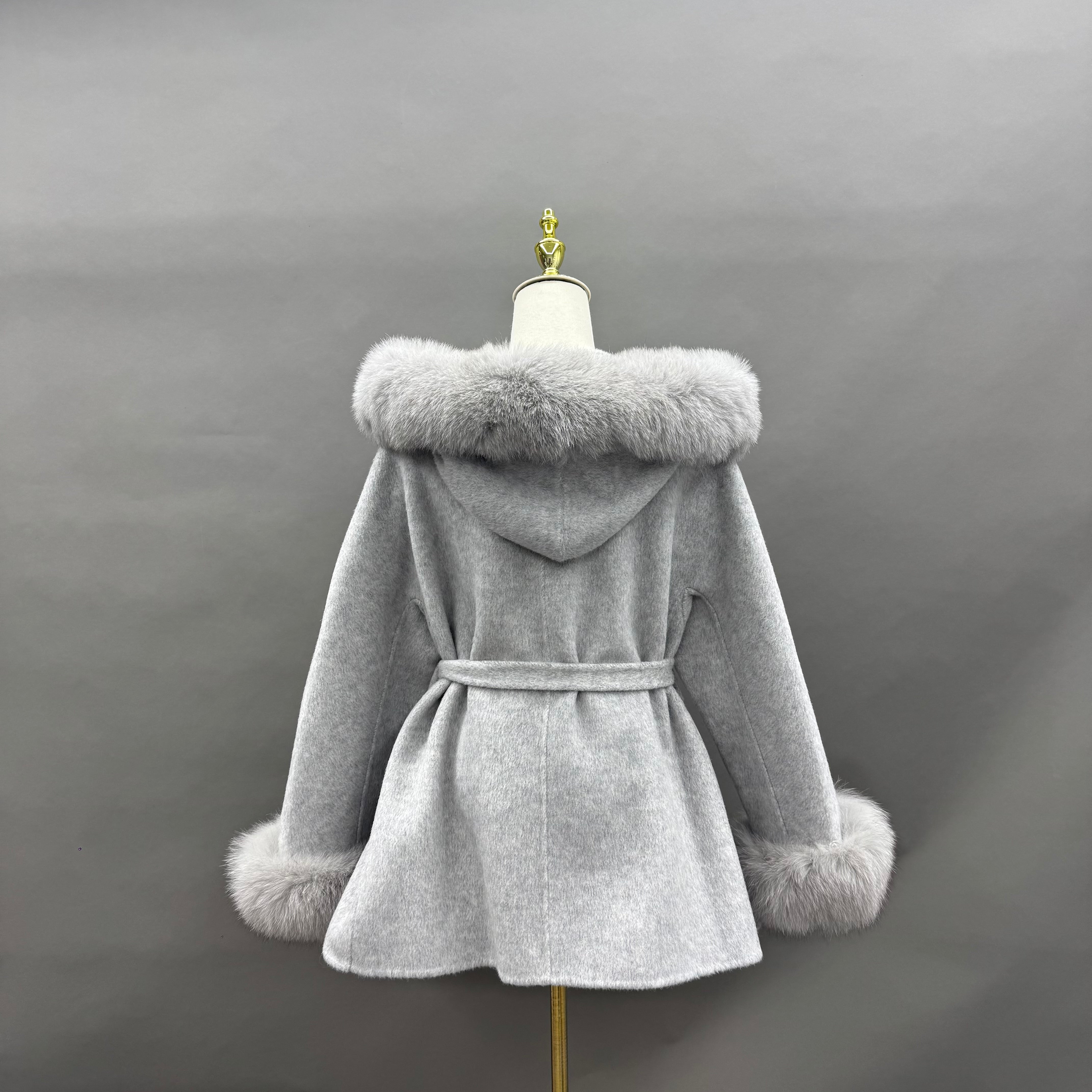 Women’s Light Gray Wool Coat with Real Fox Fur Trim – Hooded Belted Short Winter Jacket for Elegant Fashion