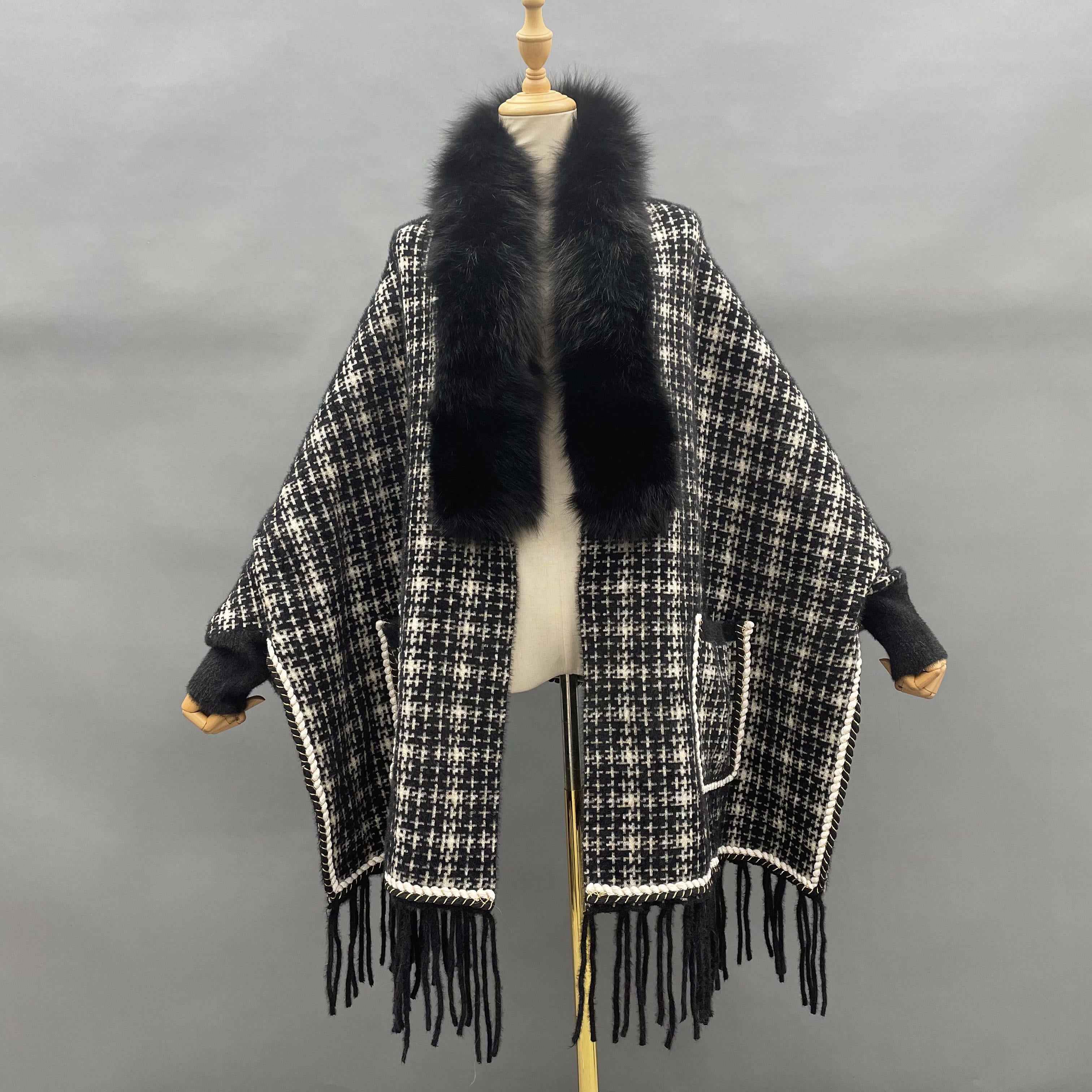 Women's Luxurious Chanel-Style Tweed Check Shawl Cardigan with Fox Fur Collar, Ribbed Cuffs & Fringe Detail - Winter Fashion Outerwear 7#Black F