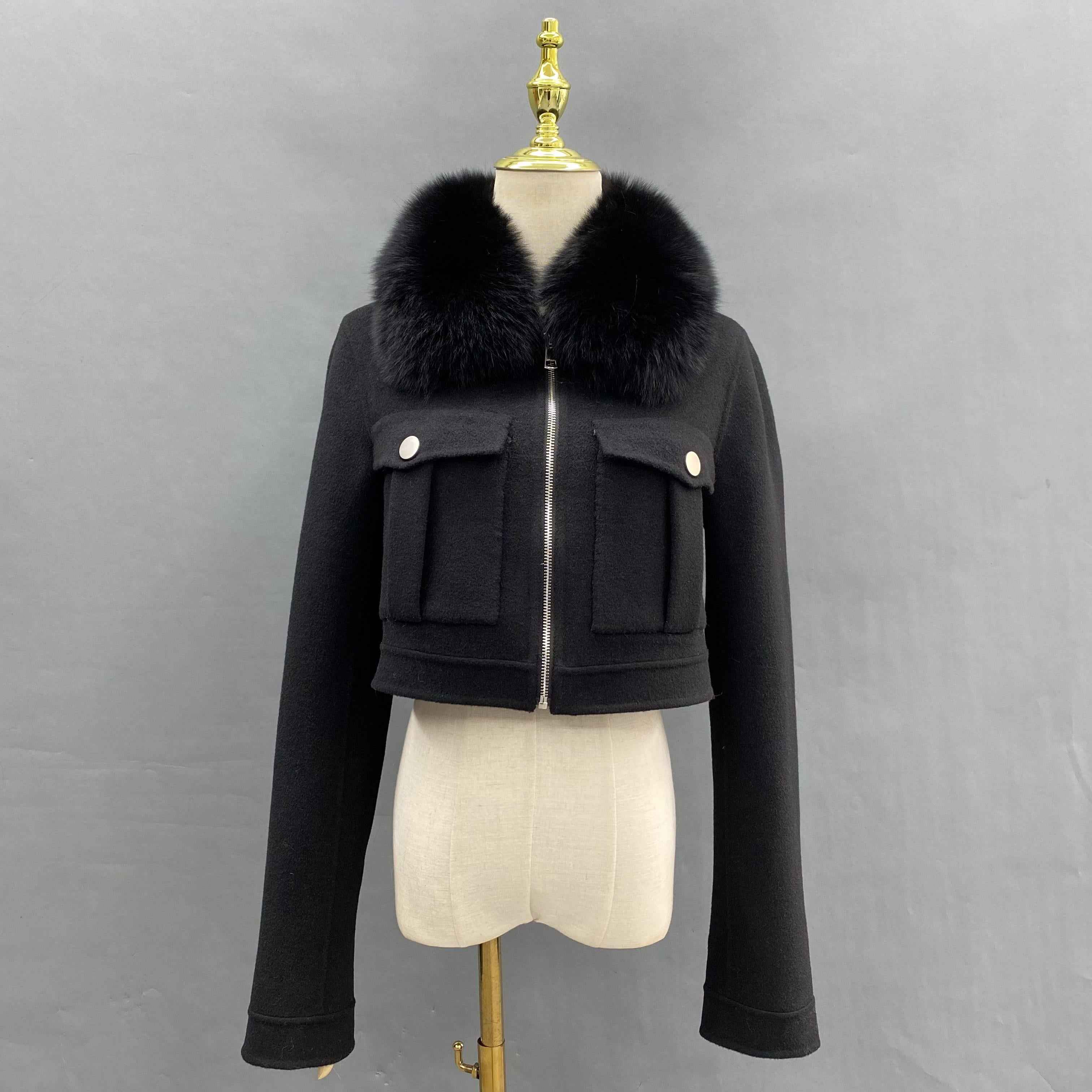 Women's Luxury Cropped Jacket with Fox Fur Collar, Utility Pockets & Zip Front, Stylish Winter Outerwear