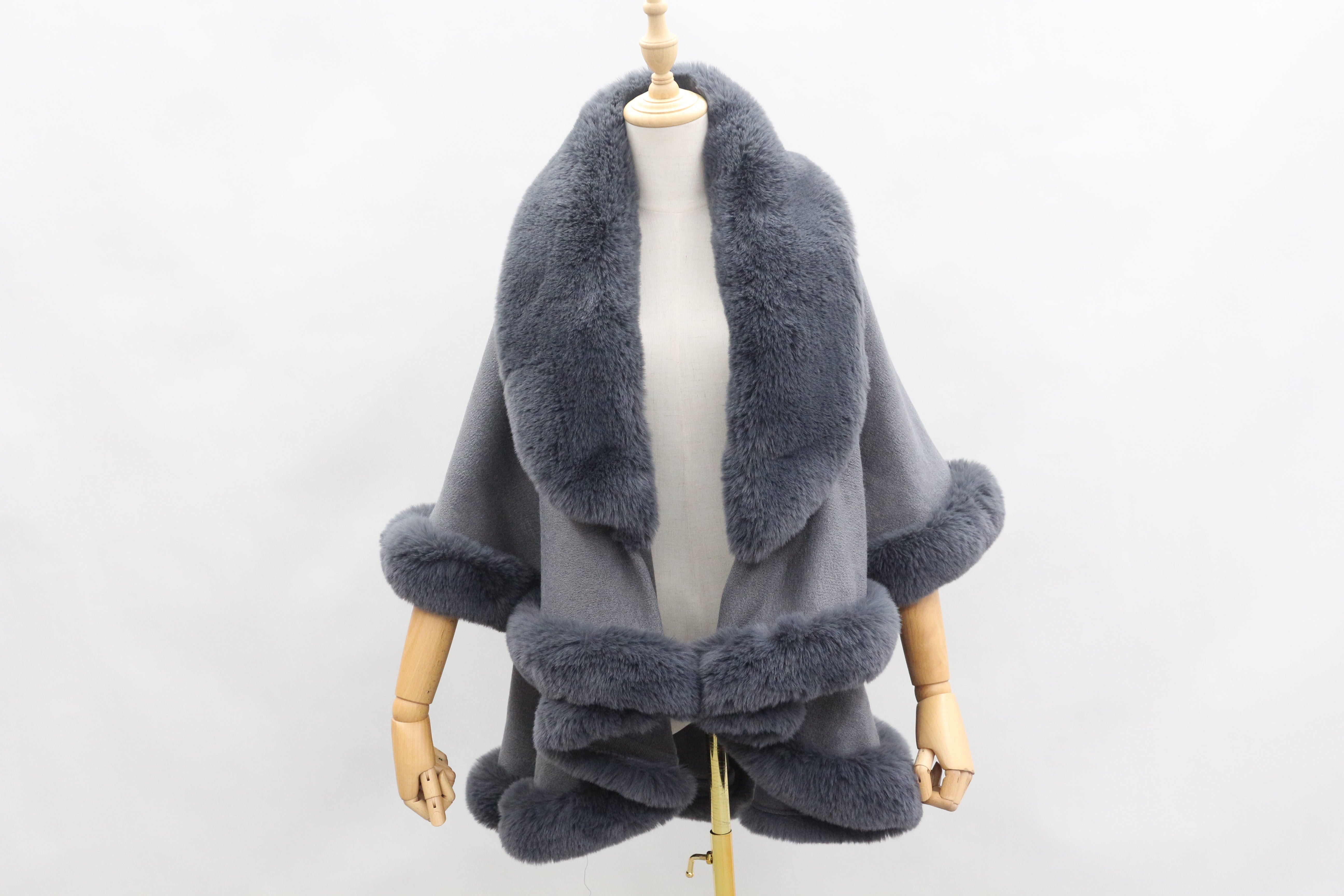 Women's Faux Fur Shawl with Shawl Collar - Luxurious Winter Cape Accessory