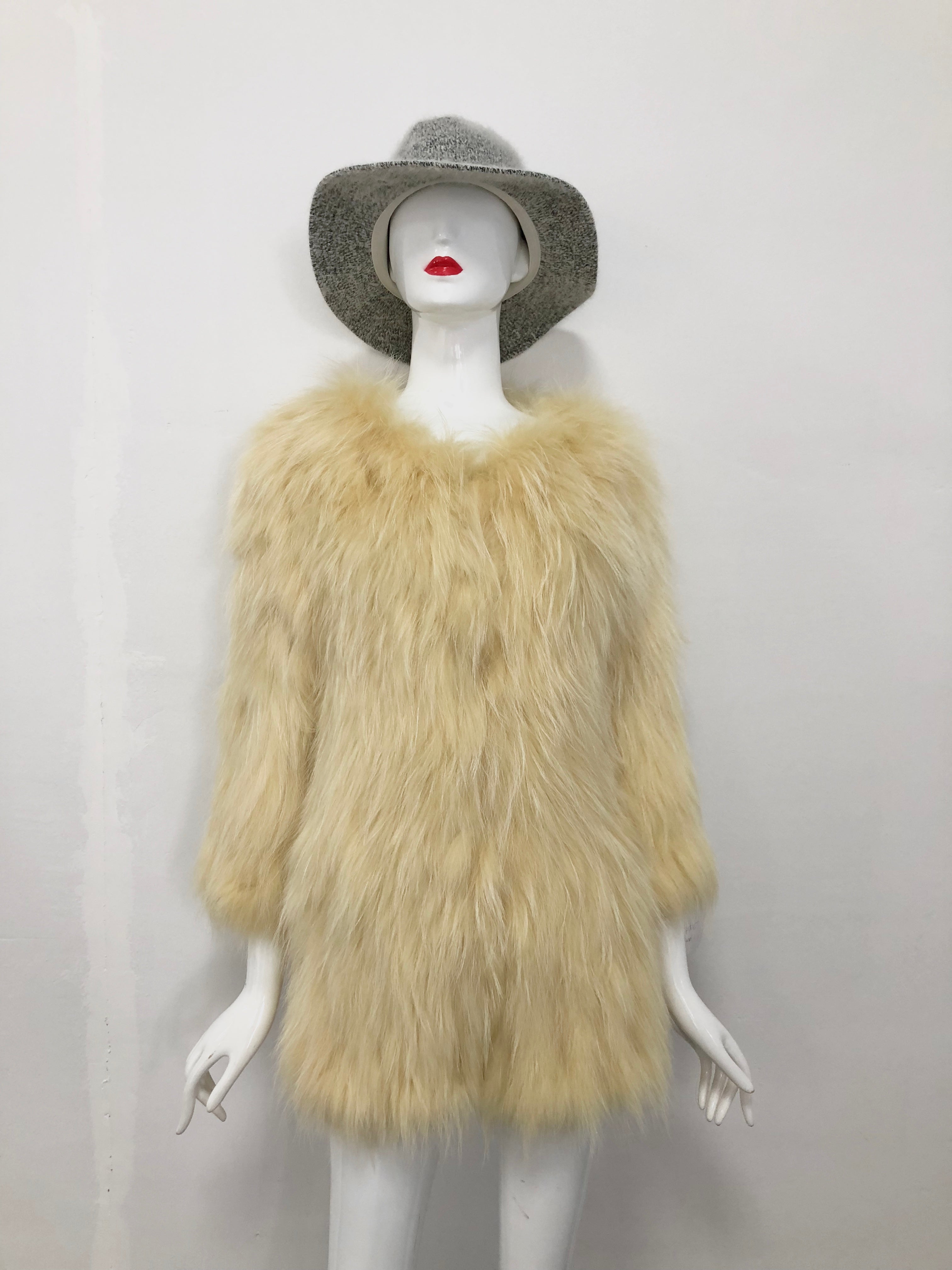Women's Knitted Raccoon Dog Fur Mid-Length Coat - Luxurious Winter Outerwear
