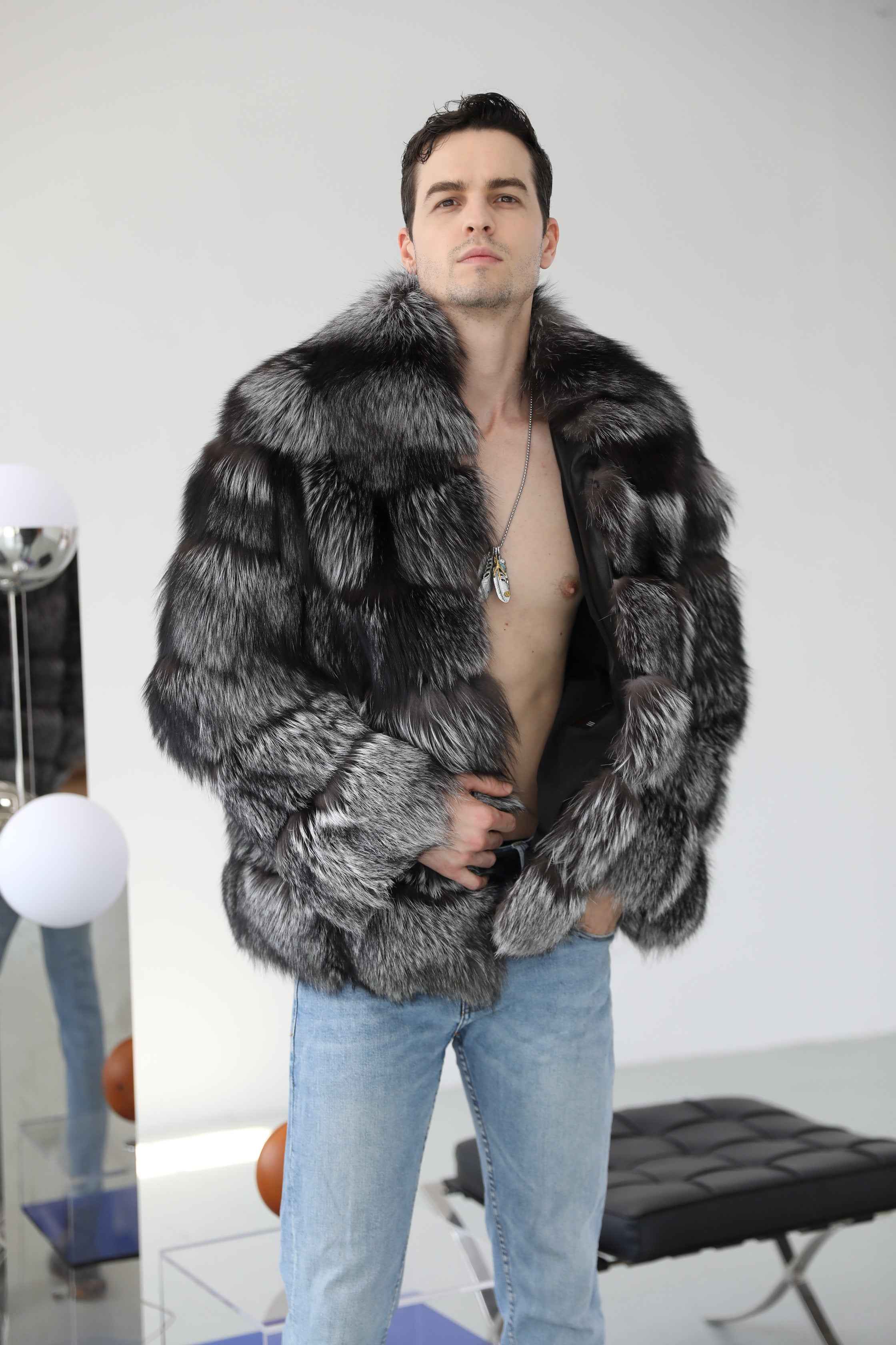 Men's Luxurious 6-Panel Notched Collar Silver Fox Fur Coat - High-End Winter Outerwear
