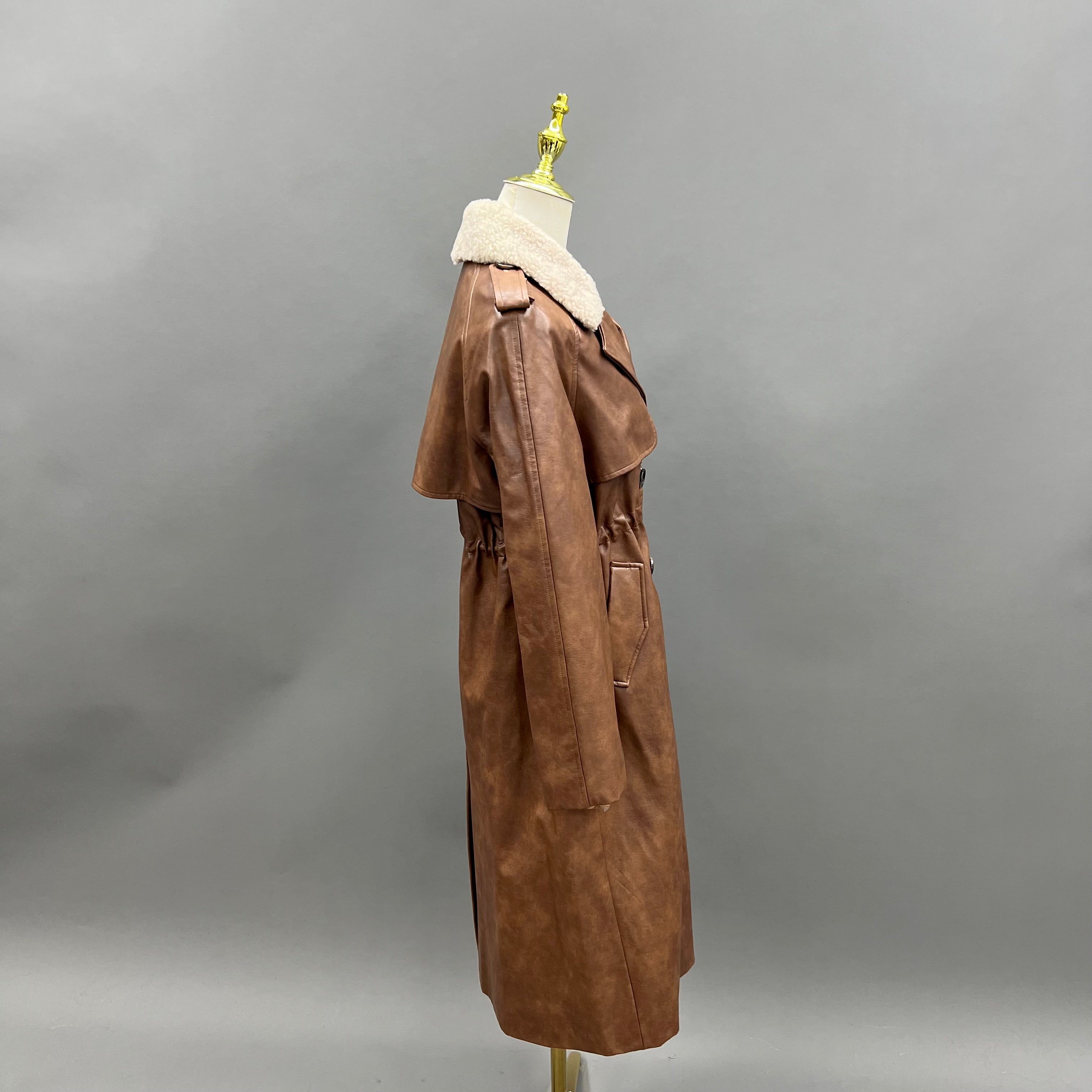 Women’s Long Black Leather Trench Coat with Shearling Collar – Double-Breasted Suit Lapel Winter Outerwear for Elegant Style