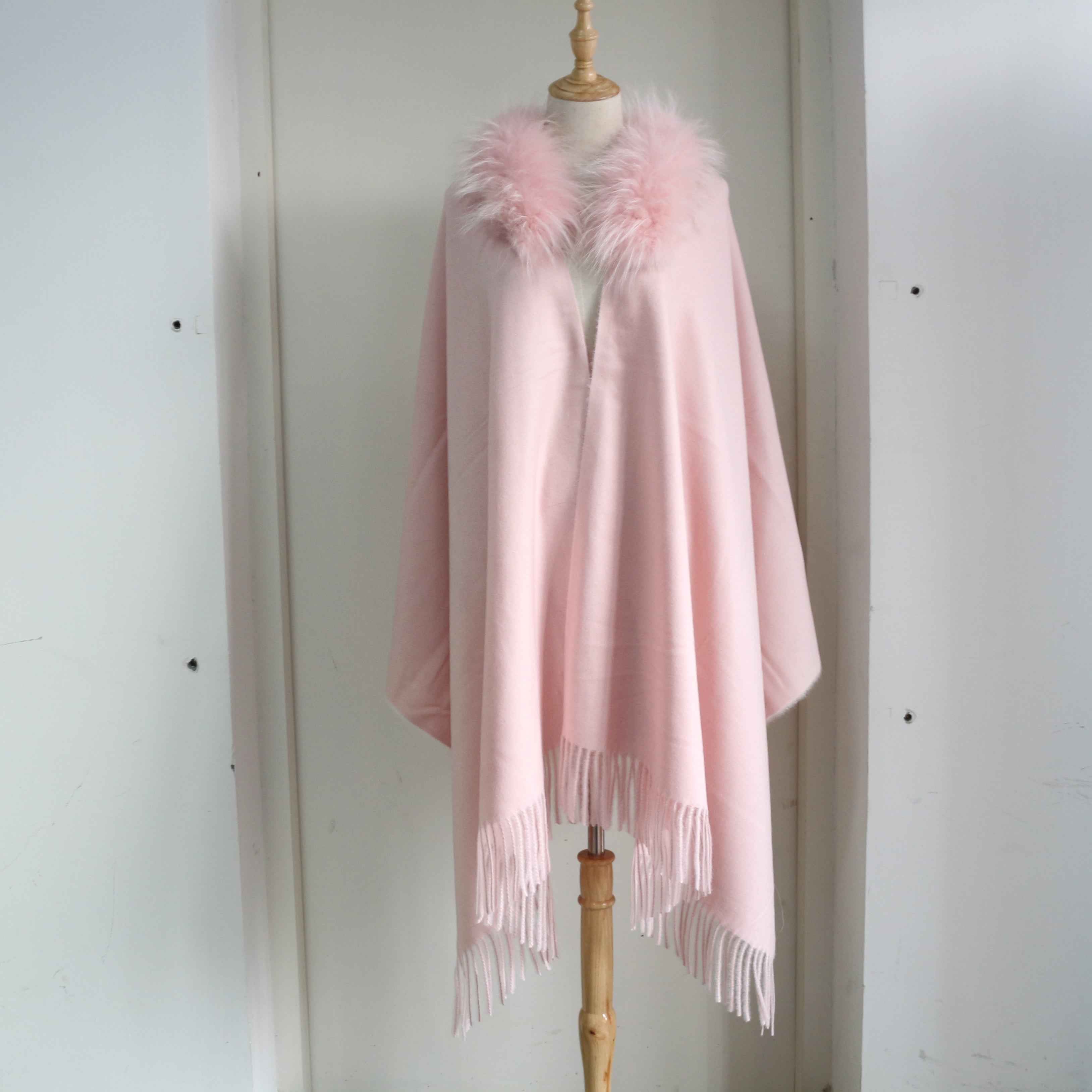 Women's Luxurious Mink Fur Shawl with Raccoon Dog Fur Collar & Fringe Detail - Winter Fashion Accessory 3#Light Pink F
