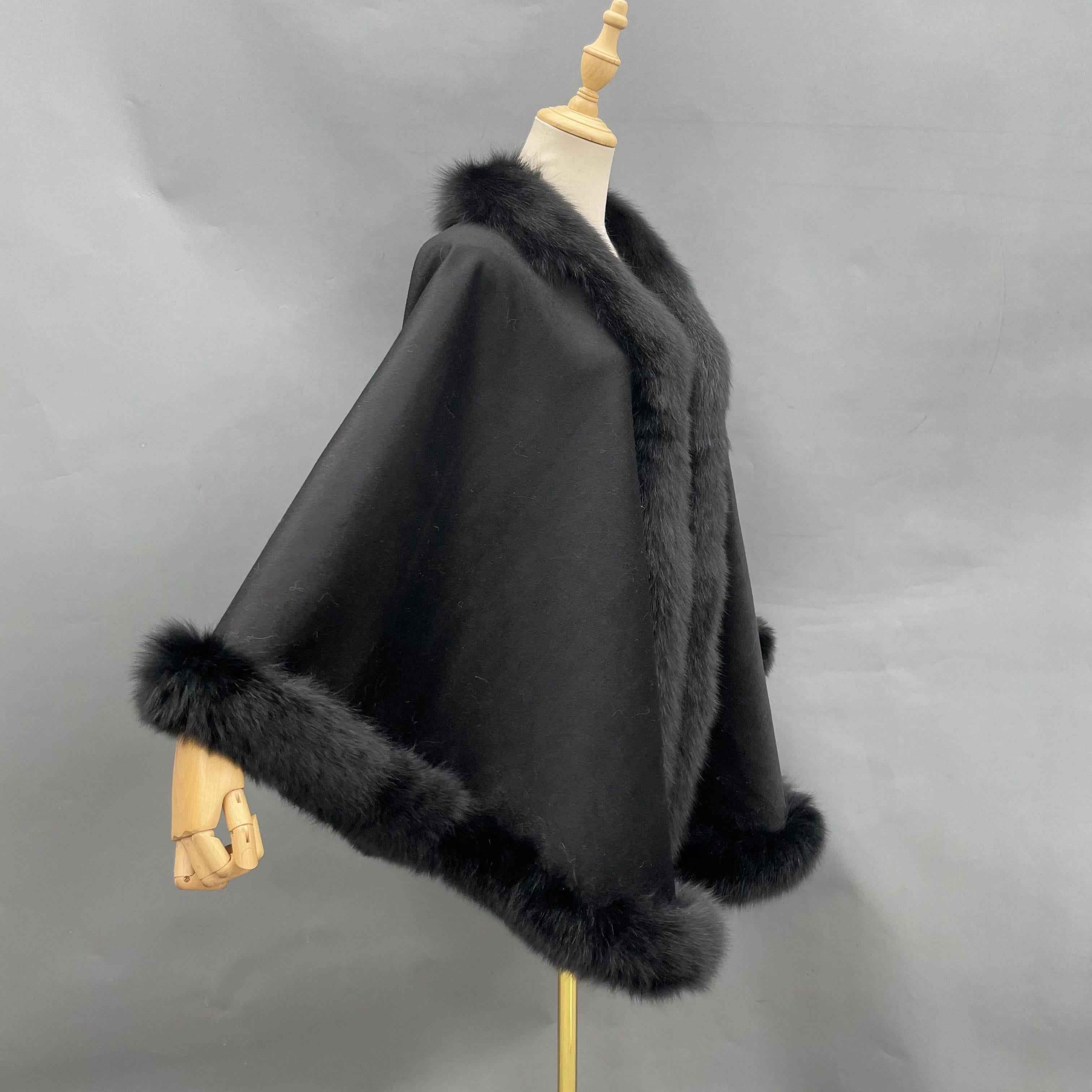 Women's Luxurious Cashmere Cape with Fox Fur Trim - Winter Fashion Outerwear