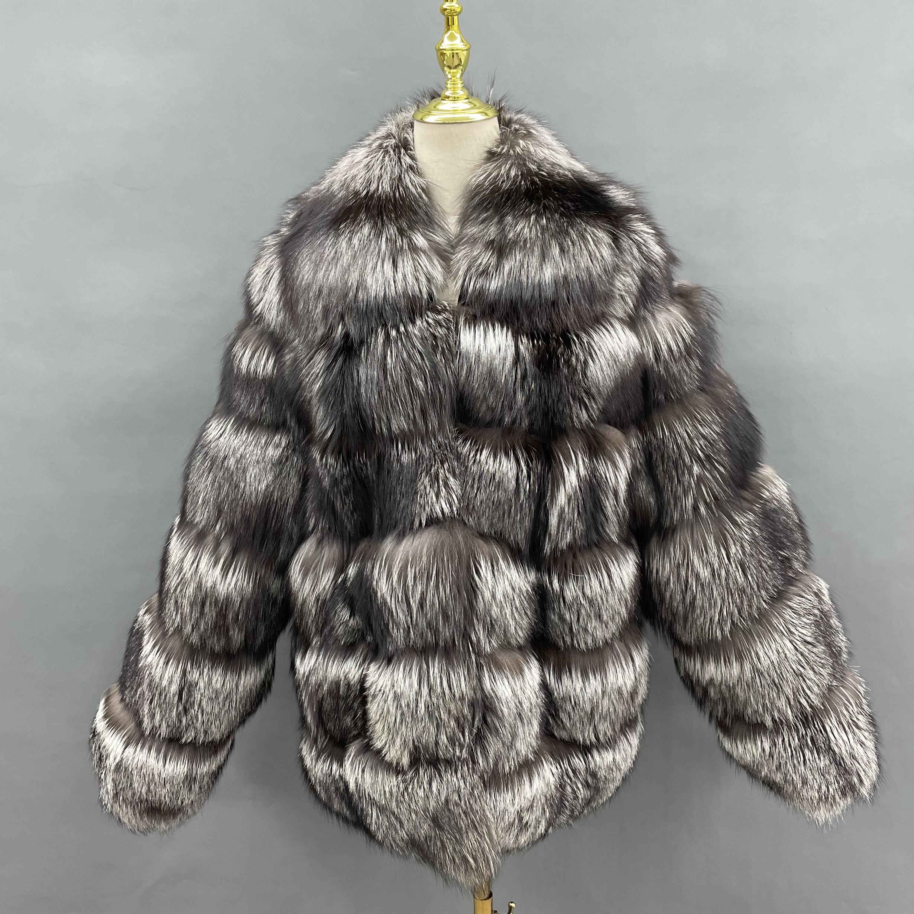 Men's Luxurious 6-Panel Notched Collar Silver Fox Fur Coat - High-End Winter Outerwear Sliver