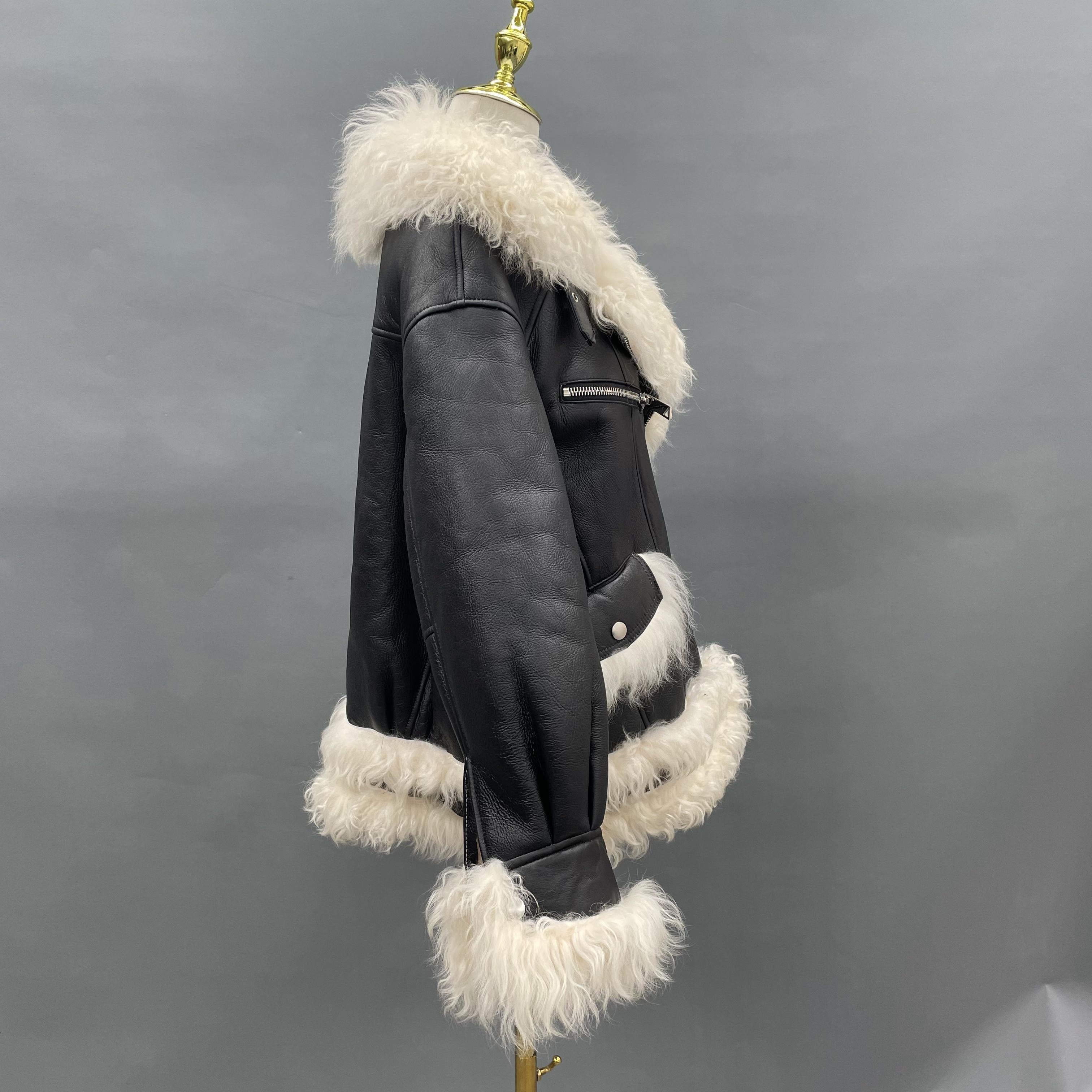 Women's Black Shearling Leather Jacket with Notched Lapel, Genuine Fur Trim, Windproof & Cold-Resistant Winter Outerwear