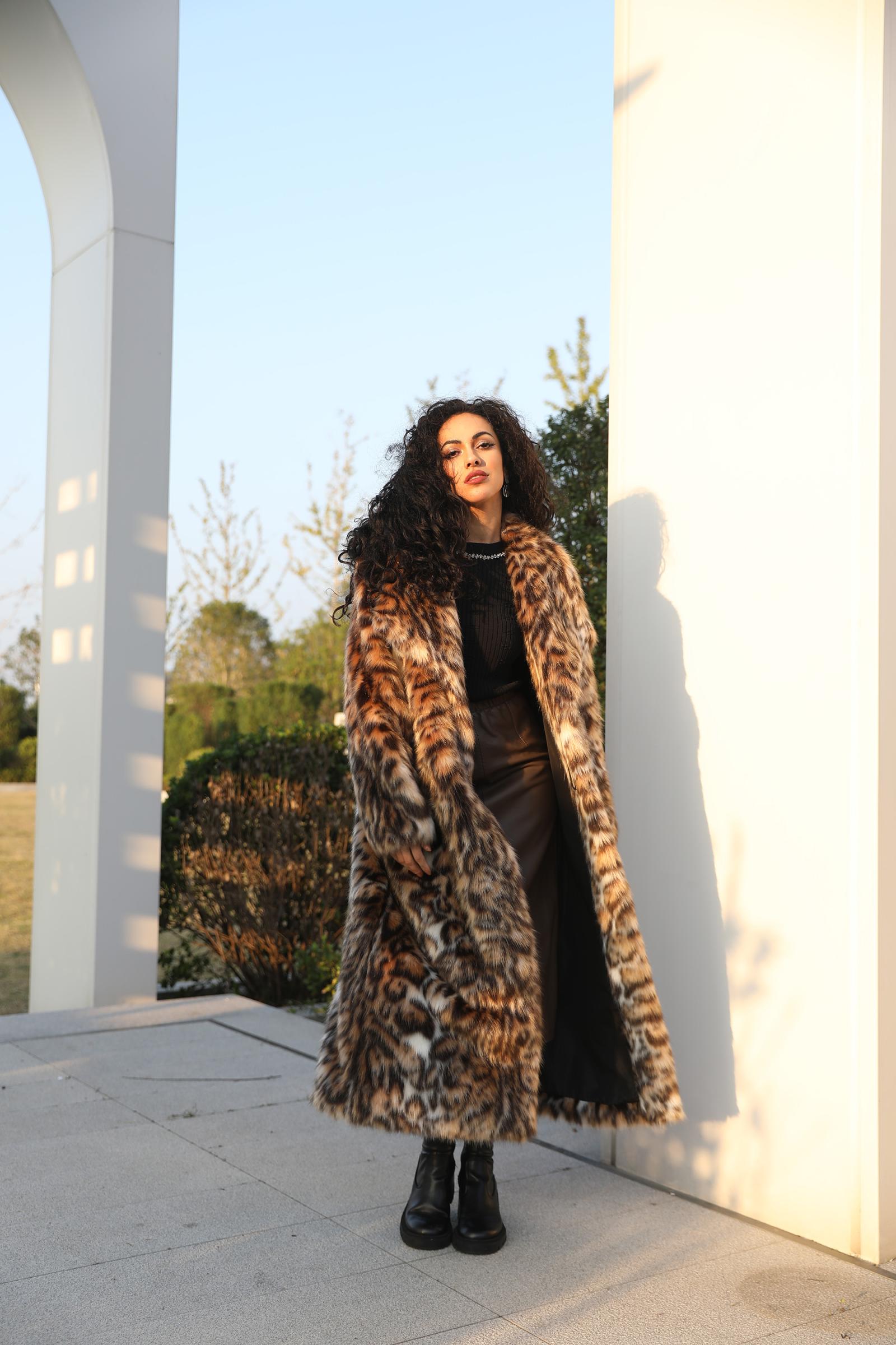 Eco-Friendly Faux Fur Coat Women's New Style Mandarin Collar Leopard Pattern Long Jacket - Janefur