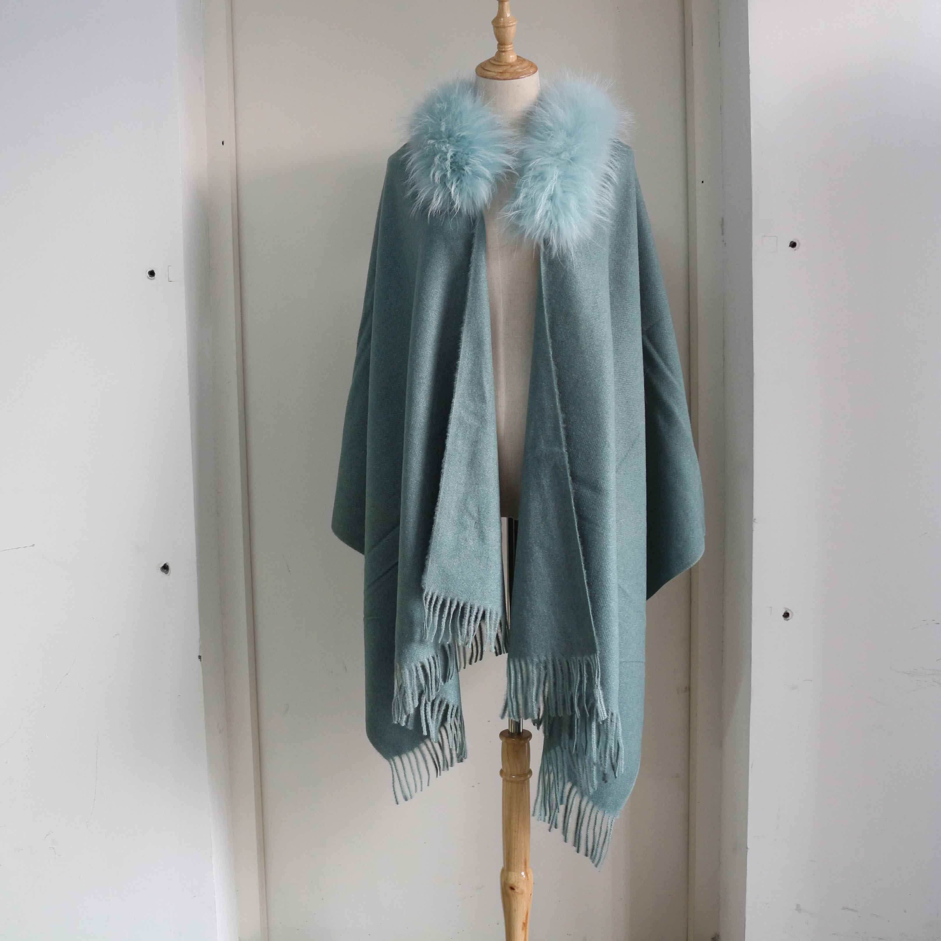 Women's Luxurious Mink Fur Shawl with Raccoon Dog Fur Collar & Fringe Detail - Winter Fashion Accessory 11#Light Green F