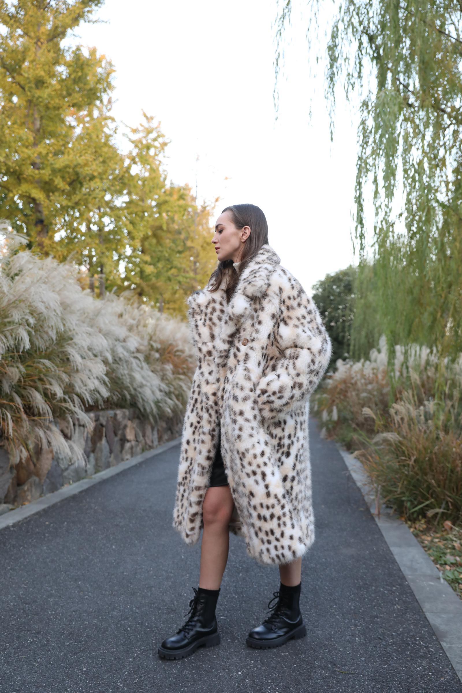 Women's Winter Chic Bobcat Faux Mink Coat Eco-Friendly Fur Coat - Janefur