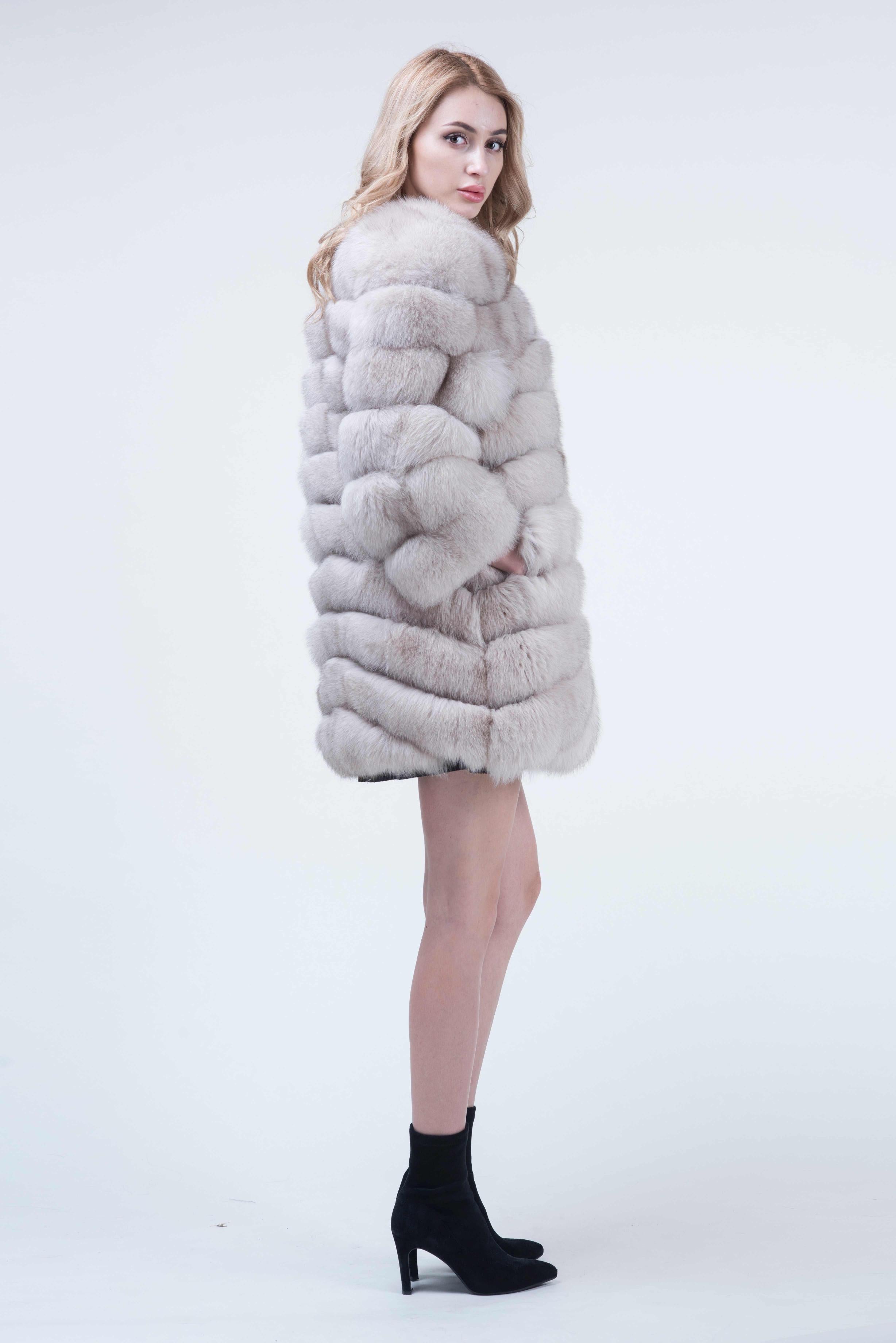 Fashion Autumn And Winter Designer Long Women's Blue Fox Fur Jacket - Janefur